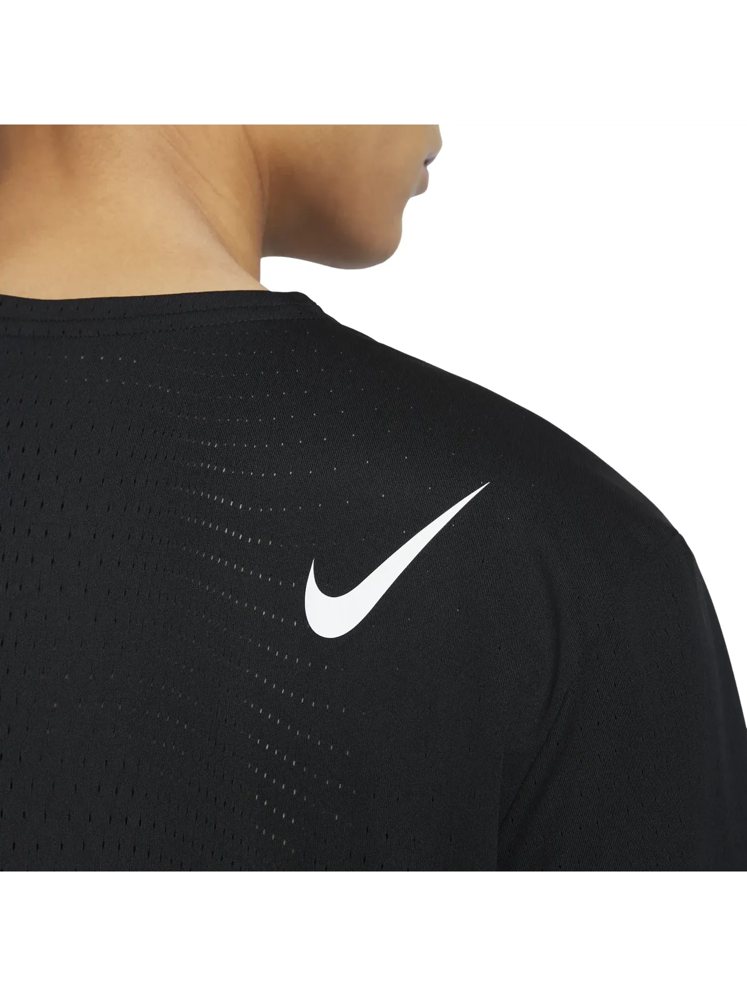 Мужская футболка Nike Aeroswift Dri-FIT ADV — изображение 4 из 4, черный