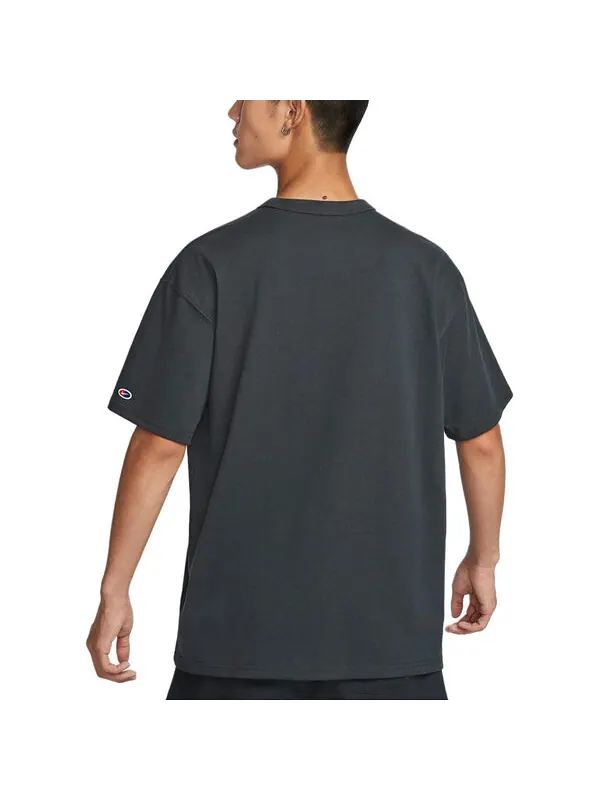 Футболка sportswear premium essentials t-shirt 'black' Nike — изображение 2 из 4, черный/белый