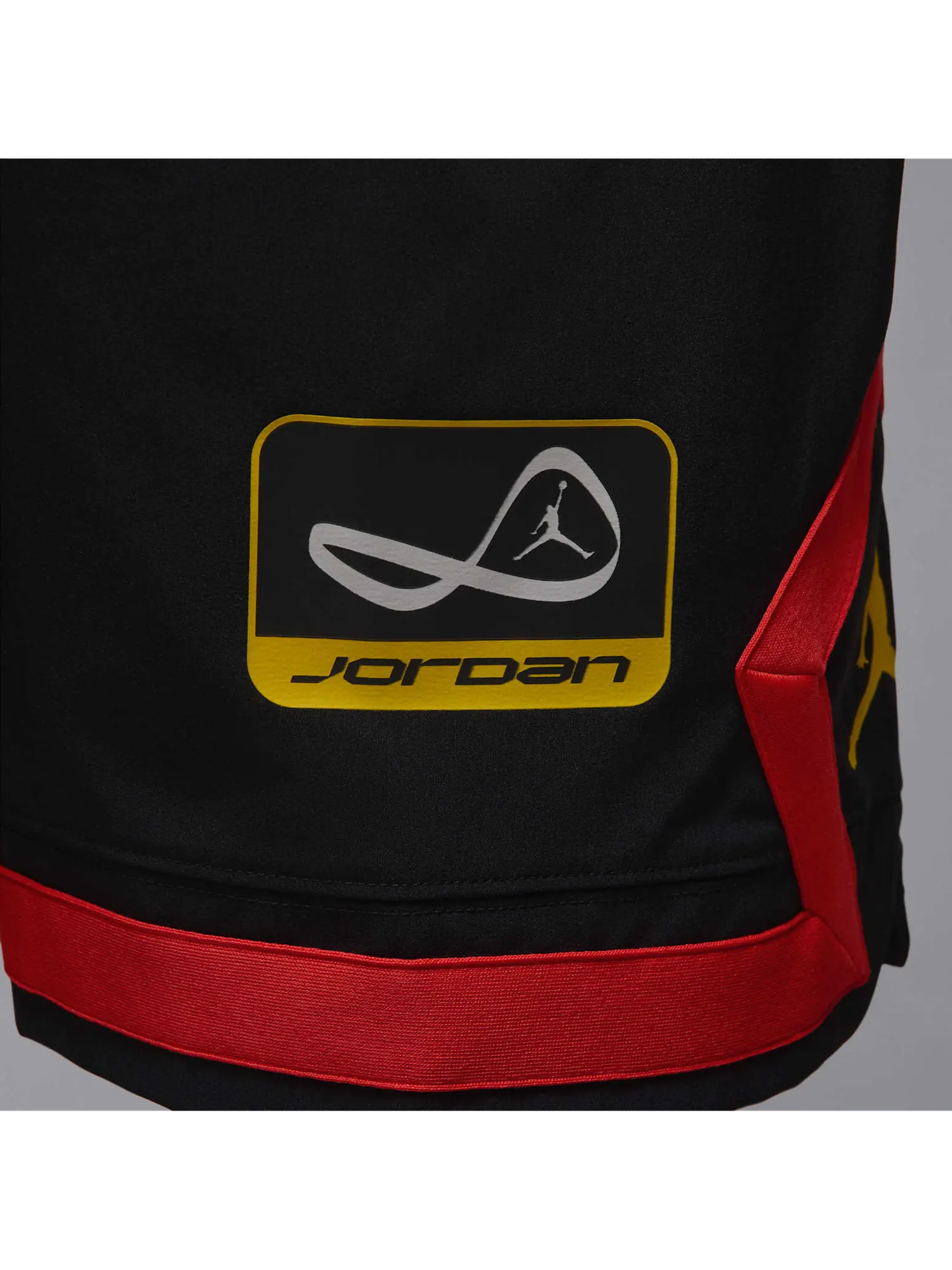 Шорты Air Jordan x Quai 54 Woven Short 'Black' — изображение 5 из 7, черный