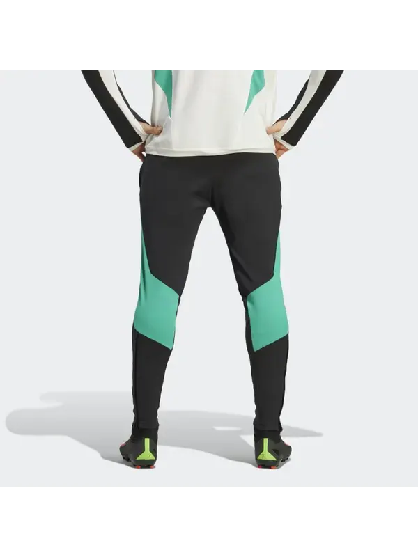Штаны manchester united tiro 23 тренировочные штаны Adidas — изображение 3 из 4, черный/красный