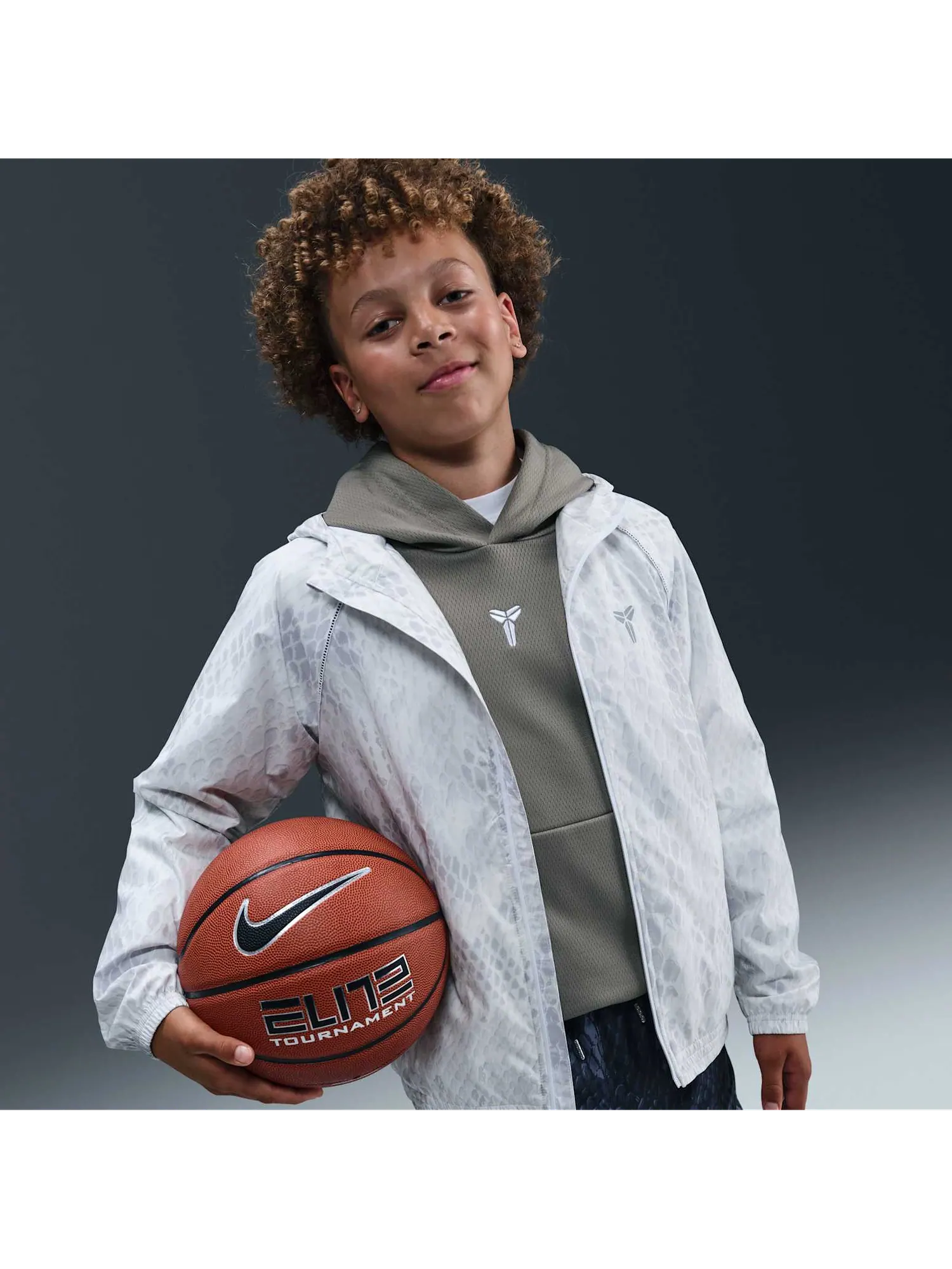 Куртка (GS) Nike Kobe Lightweight Woven Basketball Jacket 'White Reflective Silver' — изображение 4 из 6, белый