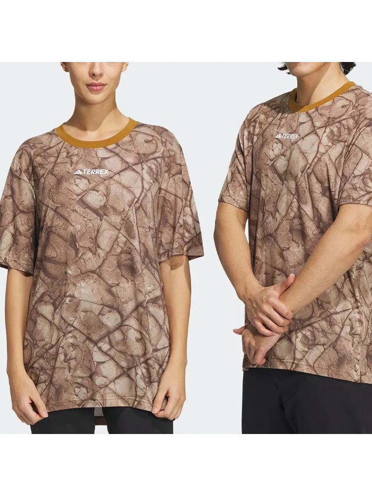 Футболка adidas National Geographic Graphic Tencel Short Sleeve Tee 'Brown' — изображение 6 из 7, коричневый