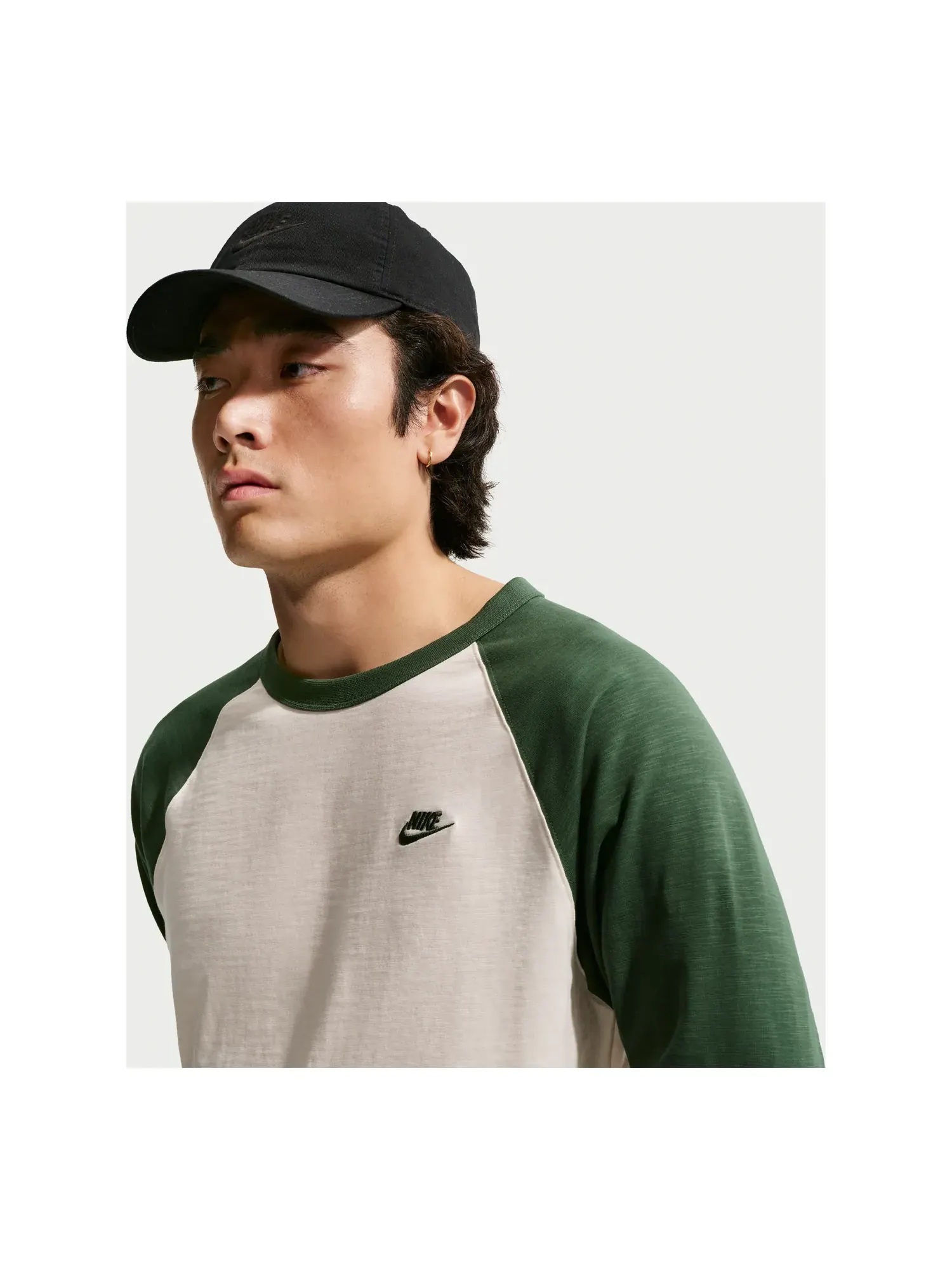 Футболка Nike Sportswear Club с рукавами 3/4 и реглан, цвет 'Fir Chalk' — изображение 1 из 5