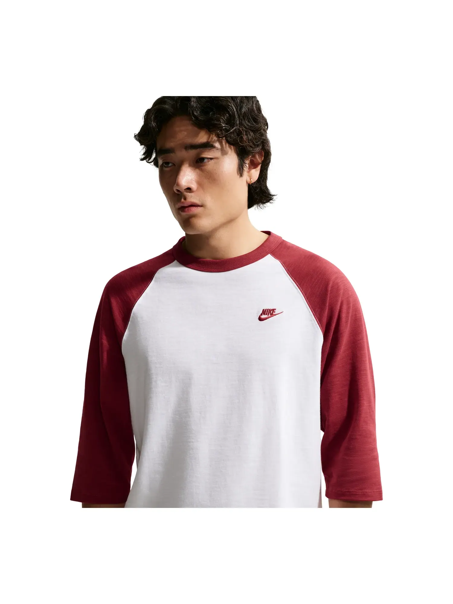 Футболка Nike Sportswear Club с рукавами 3/4 и реглан — изображение 1 из 5, красный