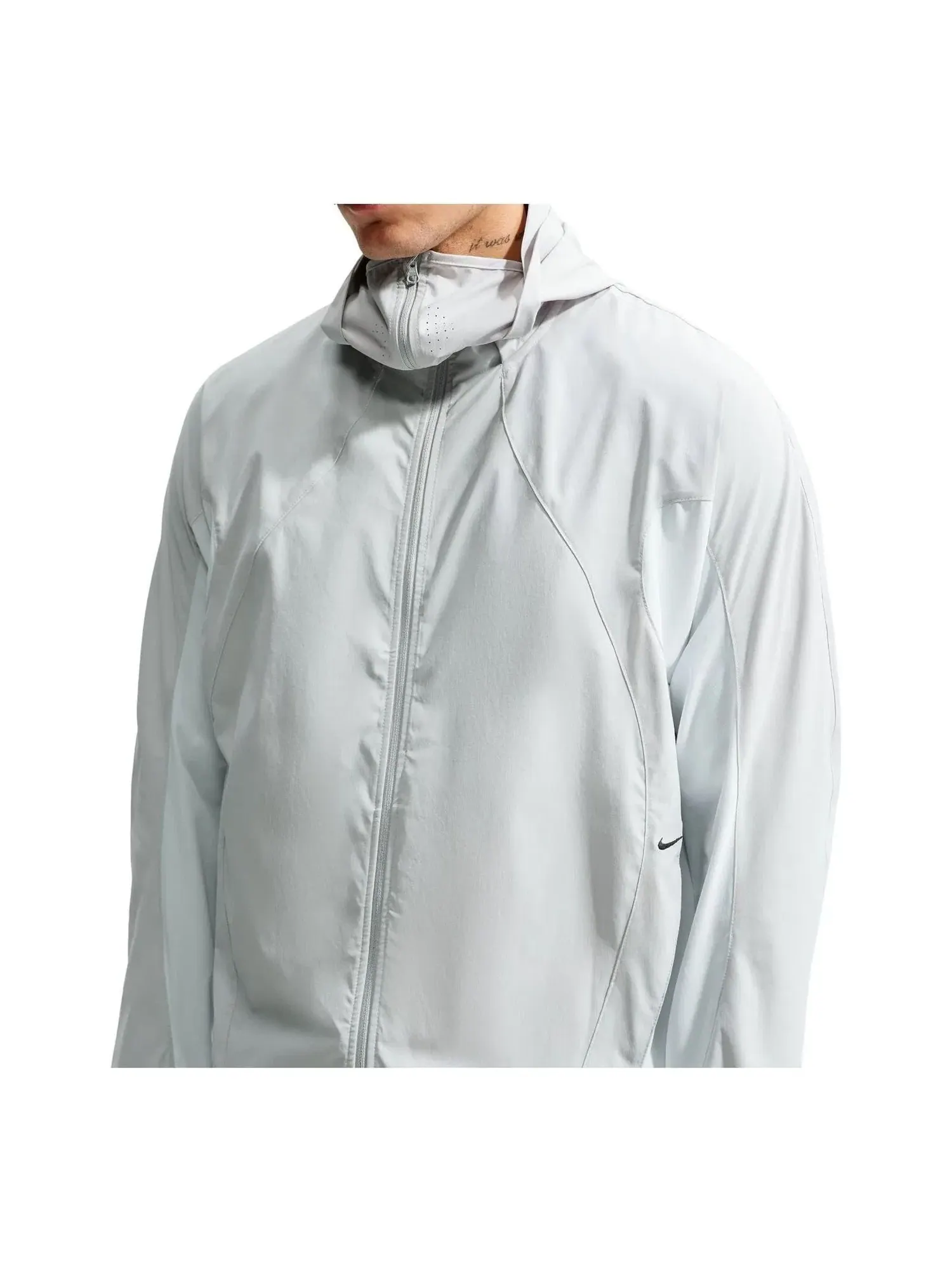 Мужская куртка с длинным рукавом Nike Tech Helios Dri-FIT Shell Jacket — изображение 1 из 6, серый