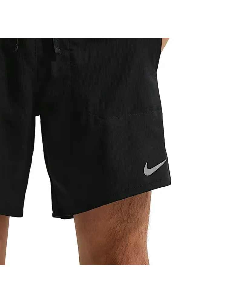 Мужские беговые шорты Nike Stride Dri-FIT 7-дюймовые с подкладкой — изображение 3 из 4, черный