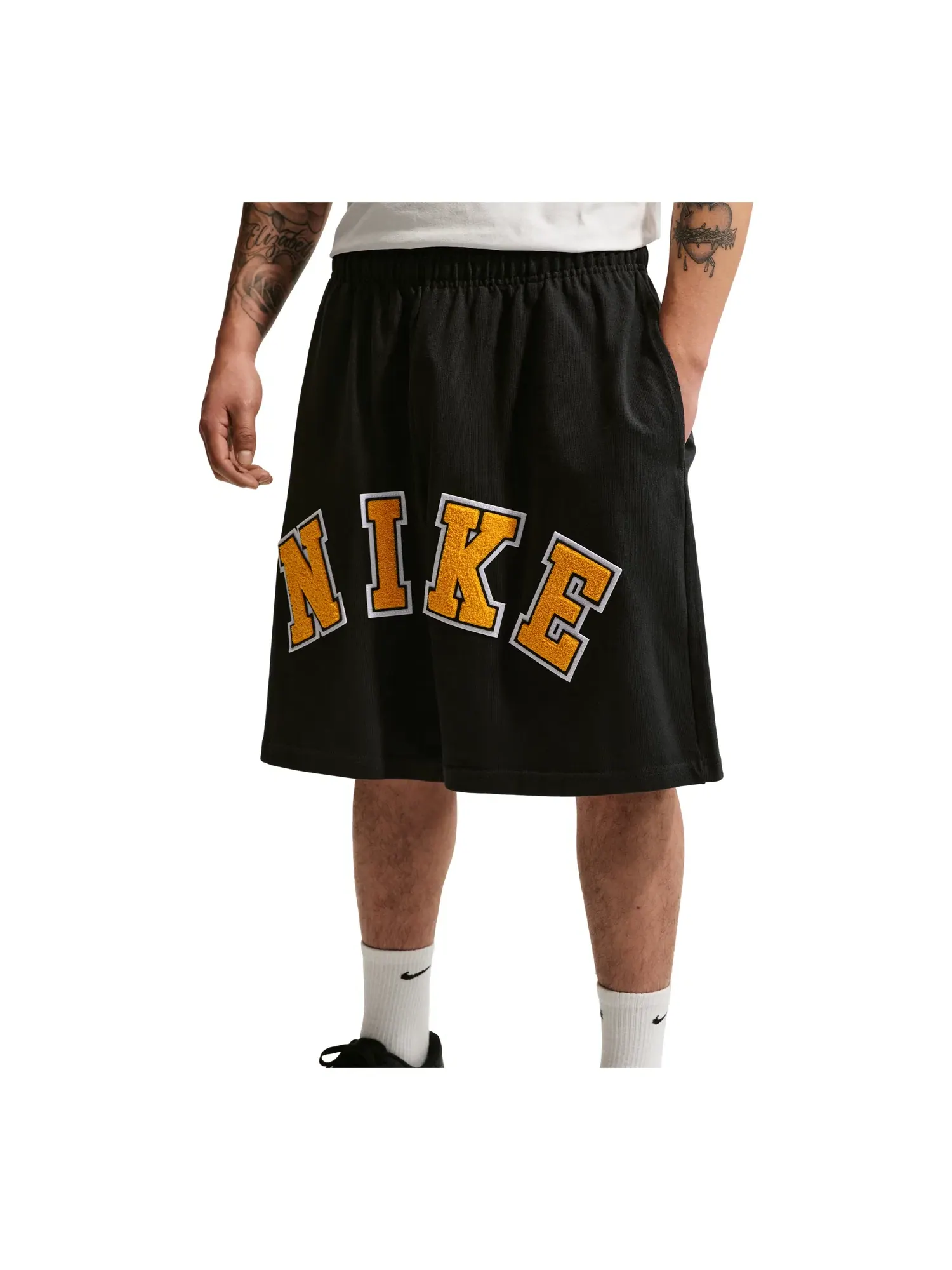 Мужские шорты средней плотности Black Yellow Nike — изображение 1 из 2, черный