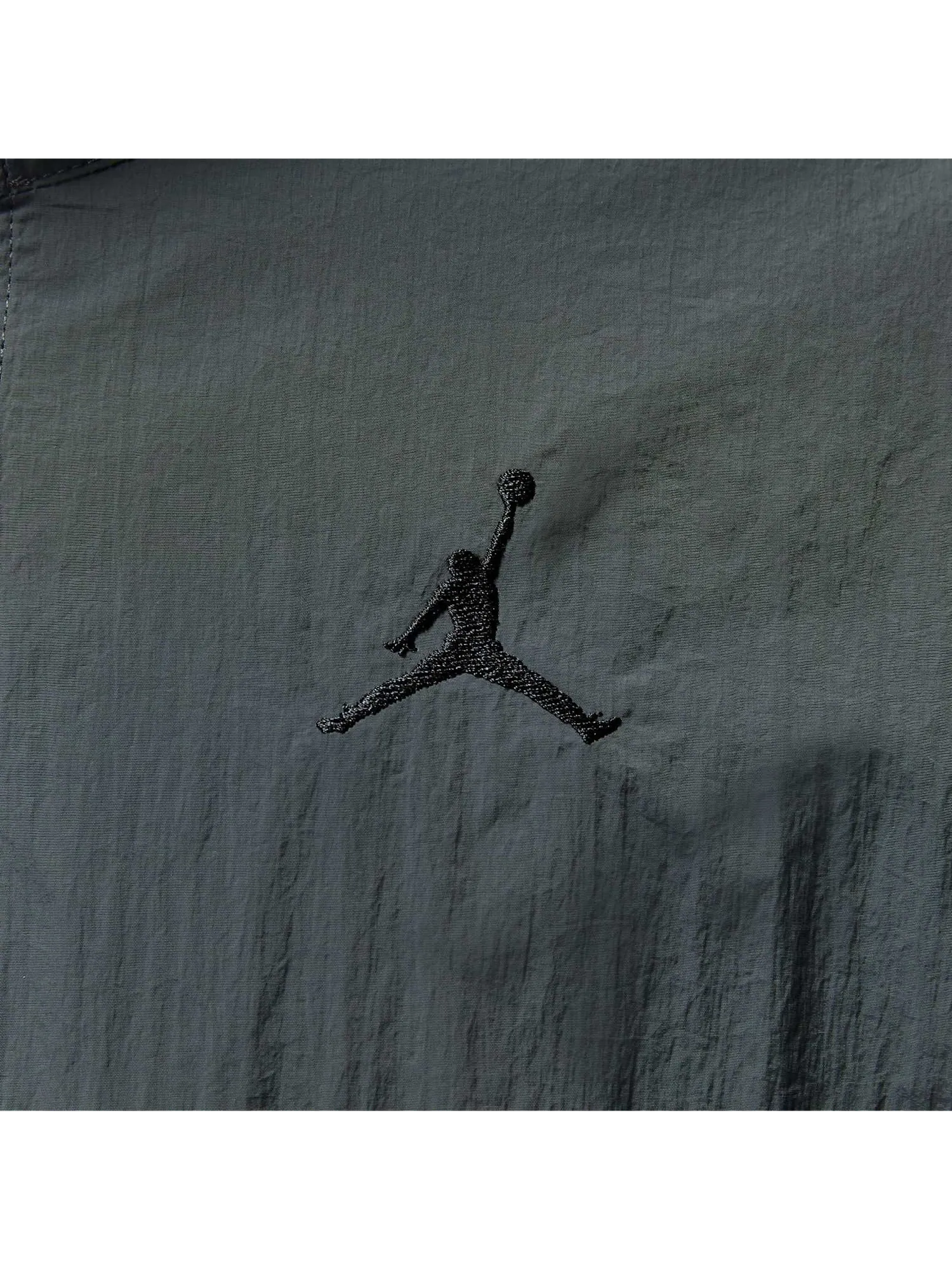 Куртка Air Jordan Brooklyn Draft Jacket 'Iron Grey Black' — изображение 2 из 5, серый