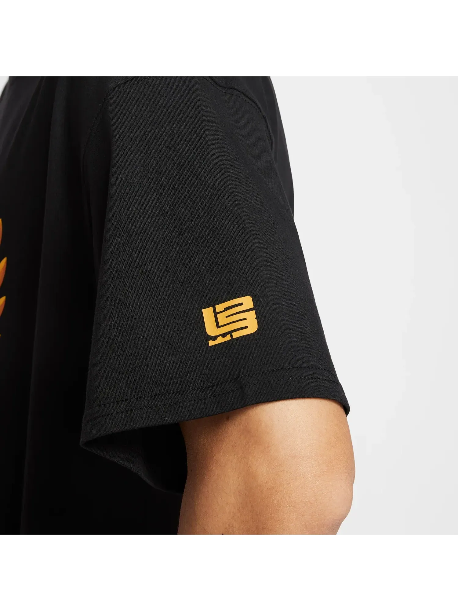 Футболка Nike LeBron 'Out For Redemption' IH8563-045 — изображение 3 из 6, черный