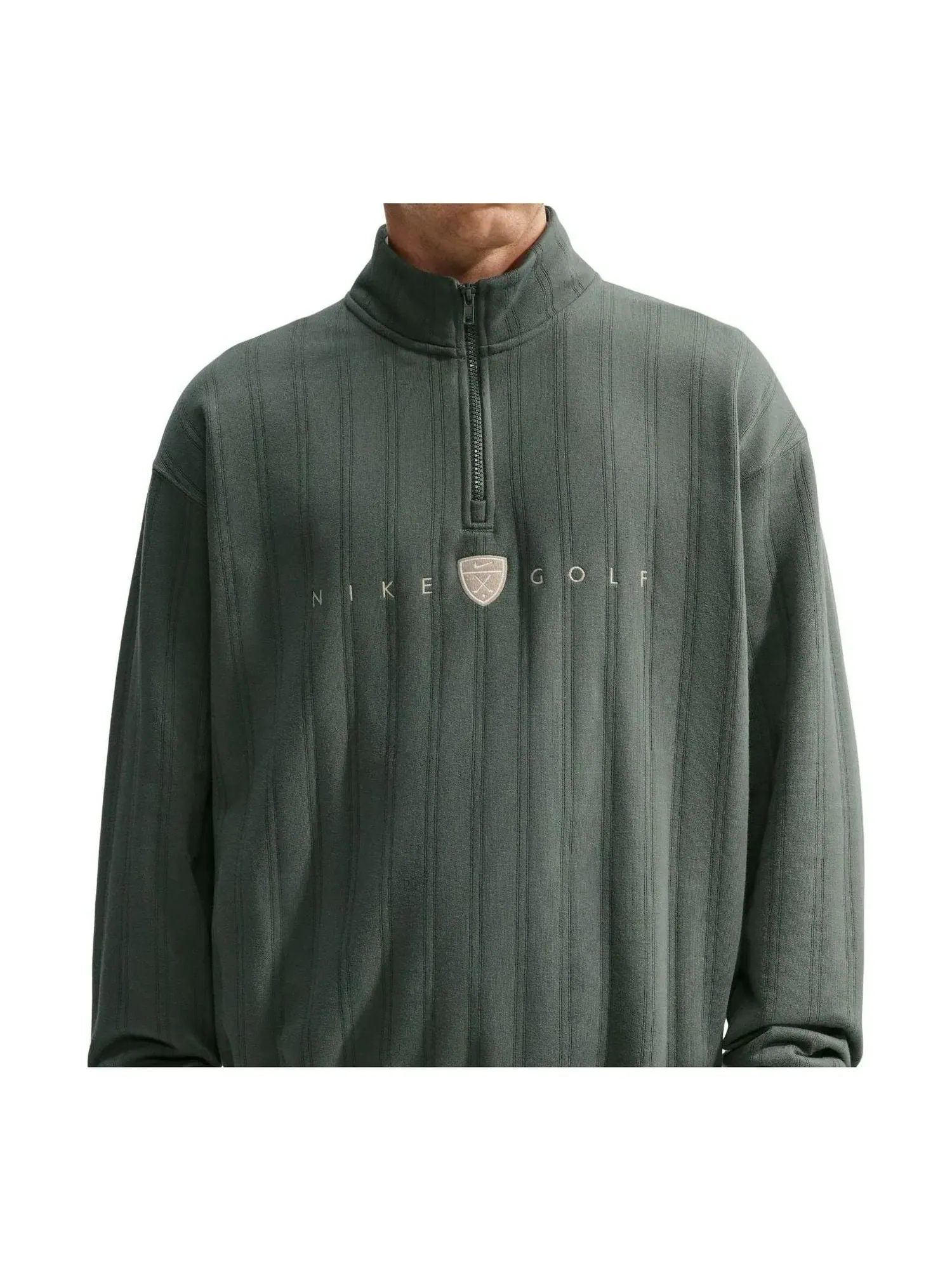 Мужская футболка для гольфа с длинным рукавом Nike Fairway Fresh Therma-FIT Oversized 1 2-Zip — изображение 1 из 3, зеленый