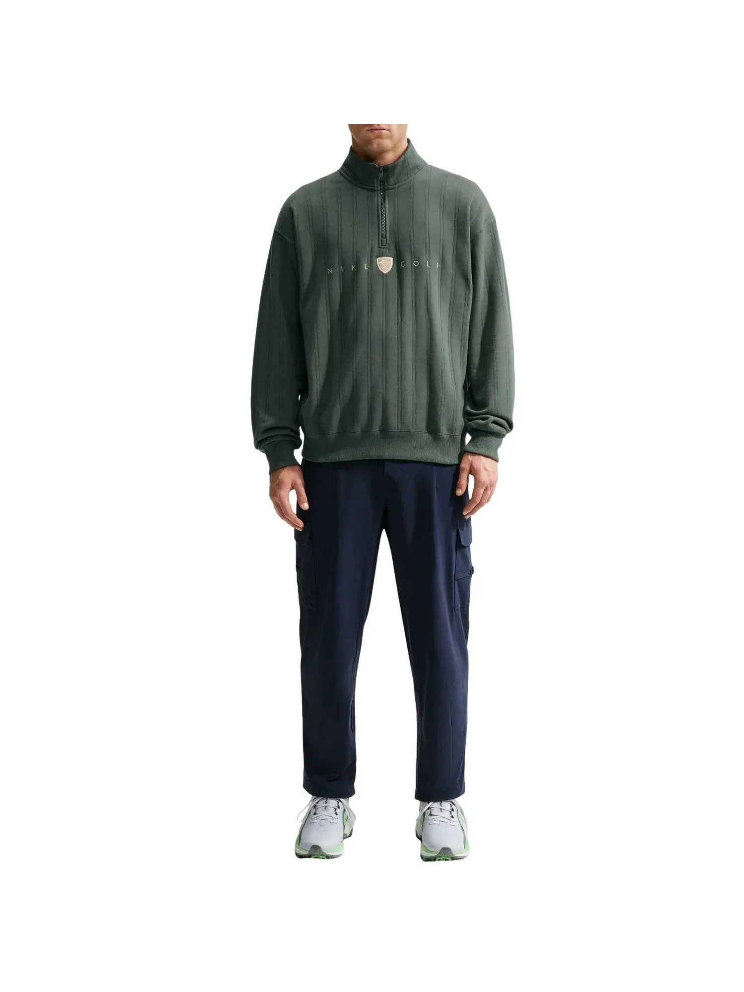 Мужская футболка для гольфа с длинным рукавом Nike Fairway Fresh Therma-FIT Oversized 1 2-Zip — изображение 2 из 3, зеленый