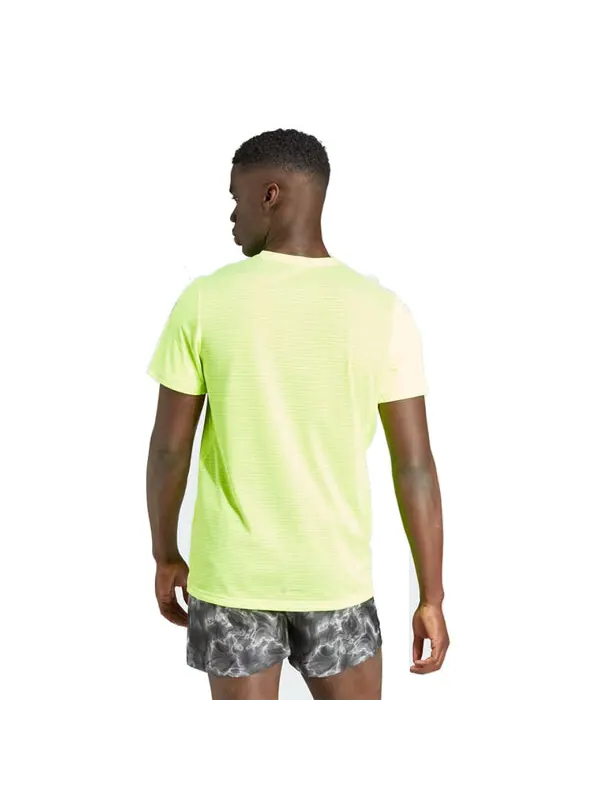 Футболка adidas Own The Run T-Shirt 'Light Green' — изображение 2 из 2, светлый зеленый