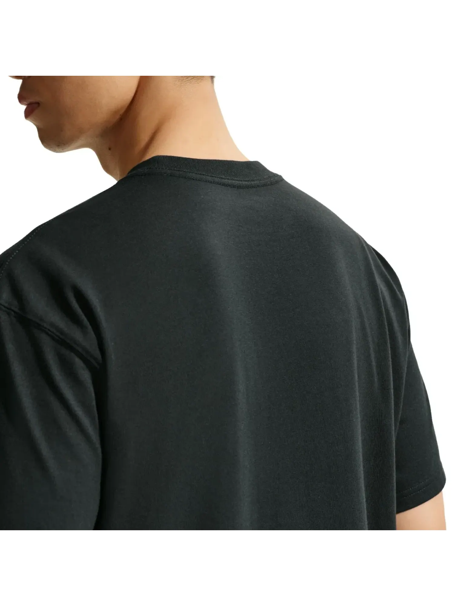 Мужская футболка с коротким рукавом Nike Sportswear Black — изображение 2 из 4, черный
