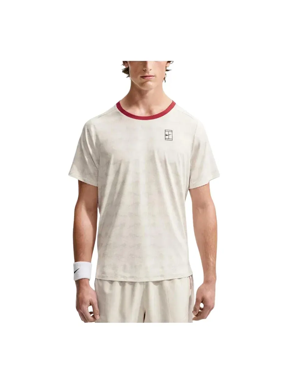 Мужская футболка Nike Court Advantage Dri-FIT с принтом Light Bone Tough Red Black — изображение 1 из 4, белый