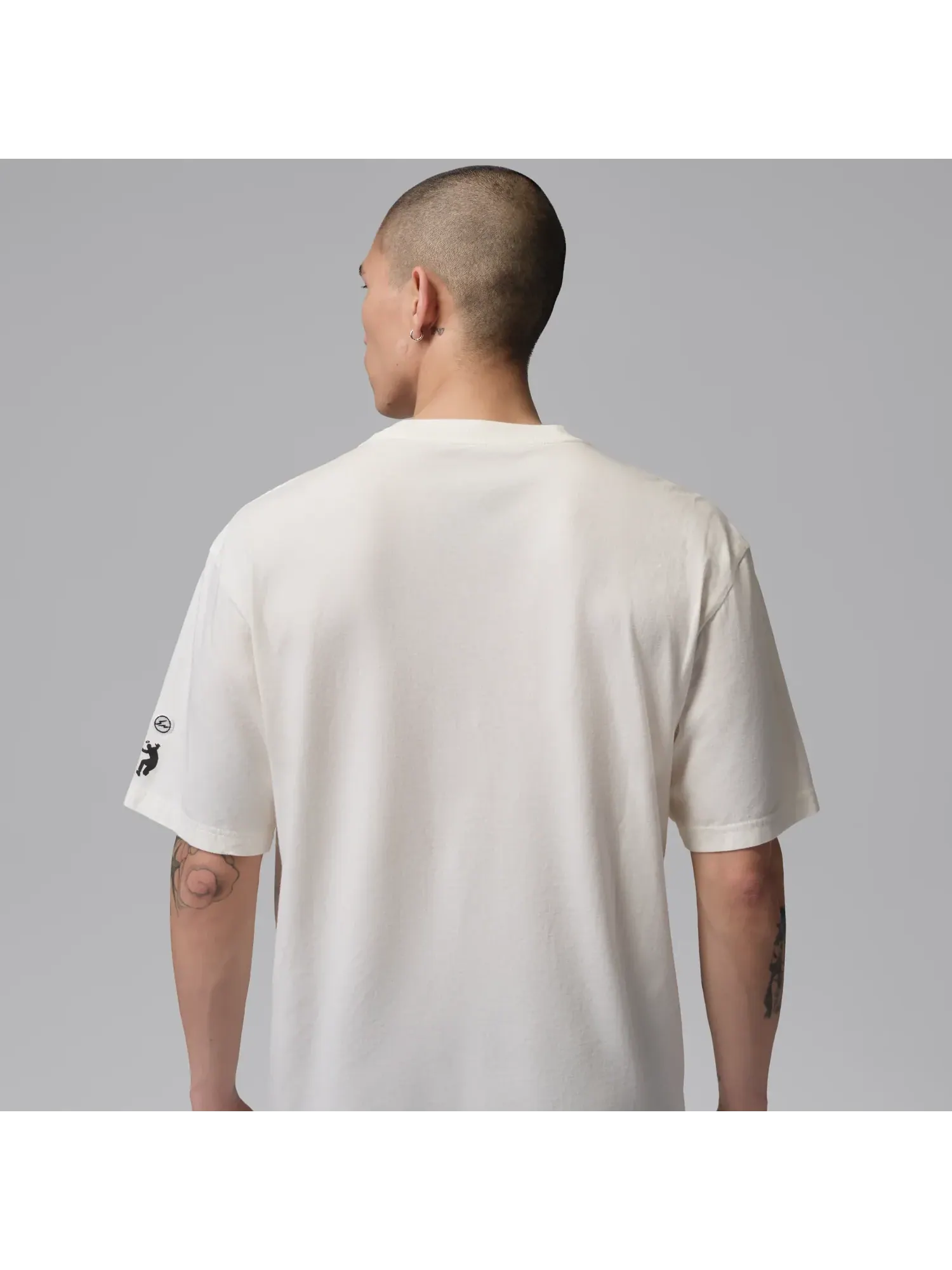 Футболка Air Jordan x Union x Fragment 'Pale Ivory Black' — изображение 6 из 6, бежевый