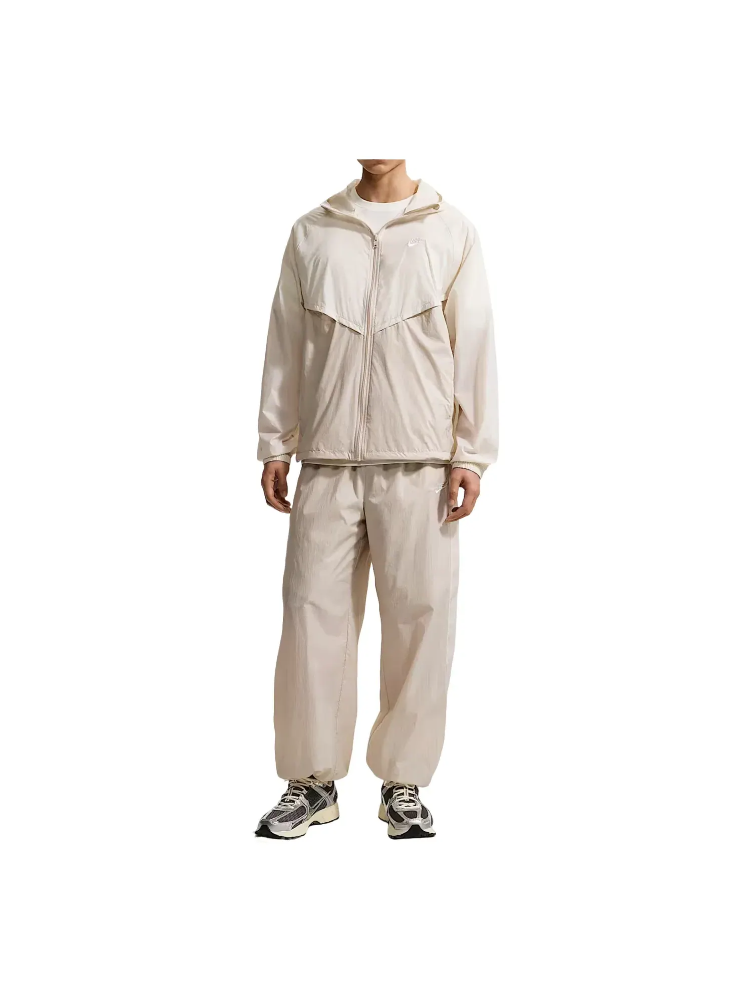 Мужская куртка с длинным рукавом Nike Windrunner Full-Zip UV Jacket — изображение 1 из 5, бежевый