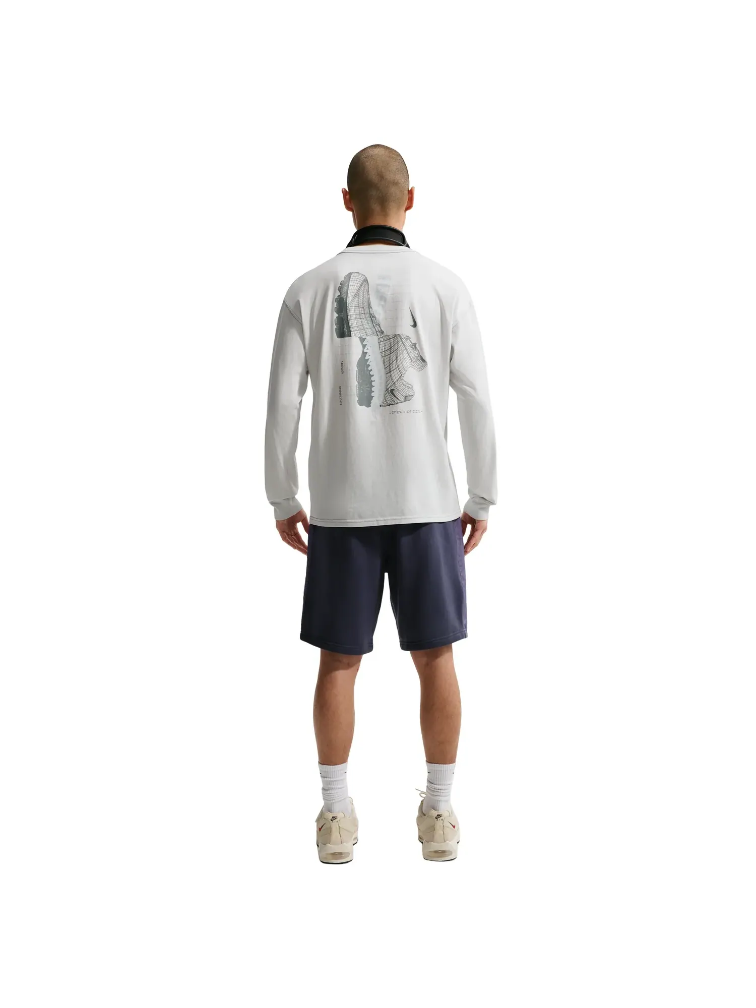 Футболка с длинными рукавами Nike City Pack 'Off White Cool Grey' — изображение 3 из 5, белый