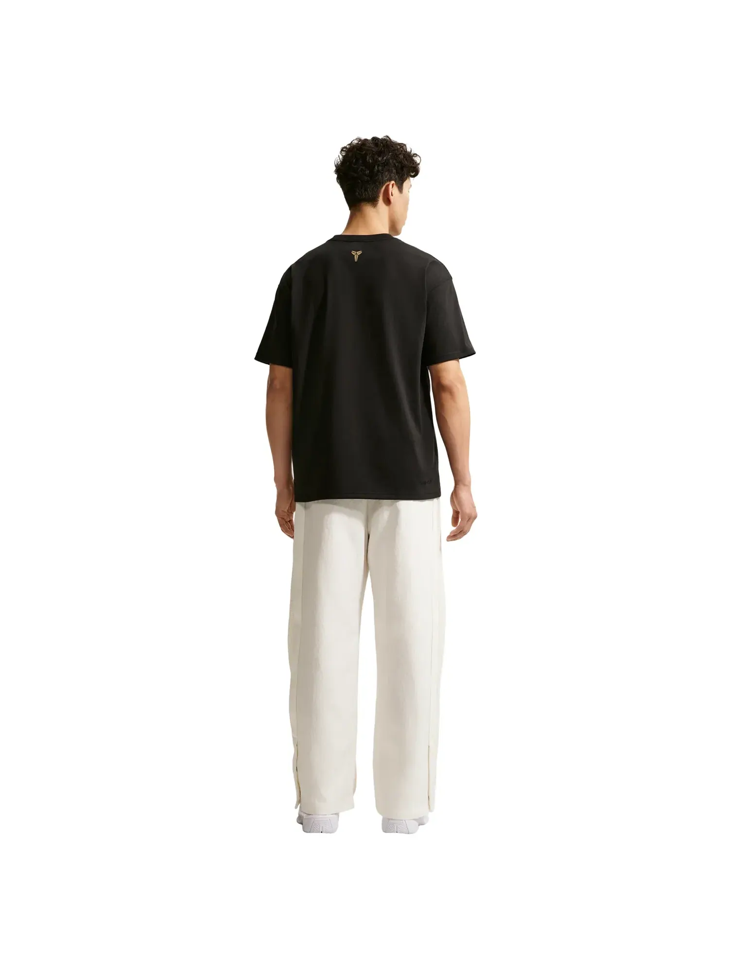 Футболка Nike Kobe Dri-Fit, черная, IQ3781-010 — изображение 2 из 4, черный