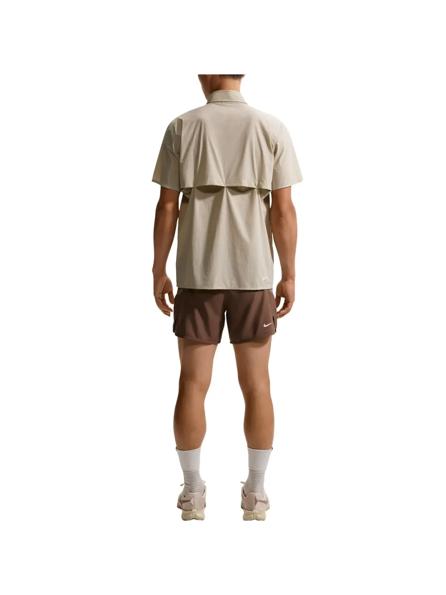 Мужская рубашка Nike ACG Aireez Trail Shirt — изображение 3 из 3, бежевый