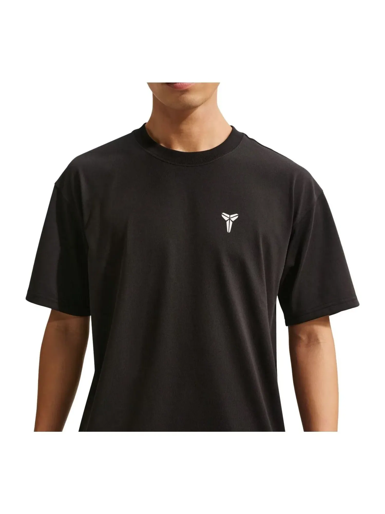 Футболка Nike Kobe Dri-FIT, черная, IQ6650-010 — изображение 1 из 2, черный