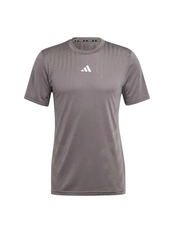 Футболка hiit airchill workout t-shirt asia sizing 'grey' Adidas — изображение 1 из 3, темно-серый