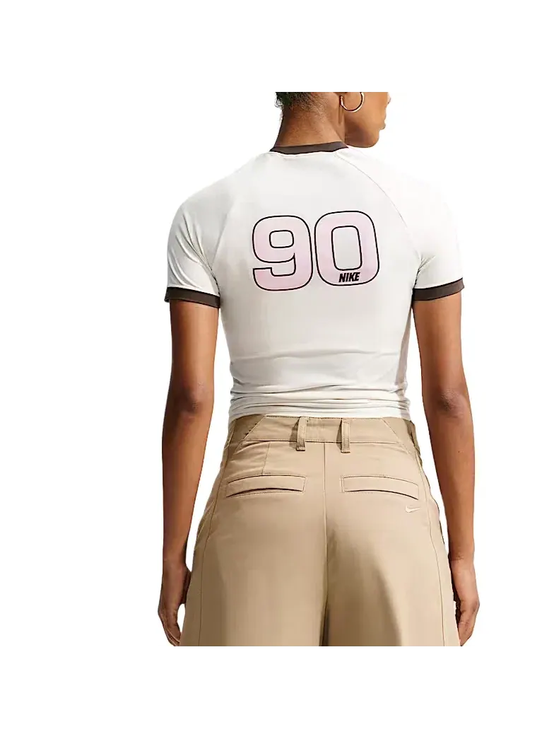 Женская футболка с принтом Nike Sportswear Fitted T-Shirt — изображение 2 из 2, белый