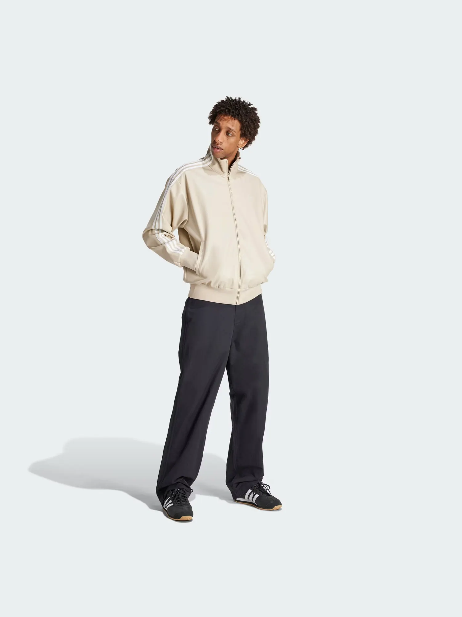 Куртка Adidas Originals Deportiva Addicoolor 3 stripes Synthetic skin — изображение 4 из 6, бежевый