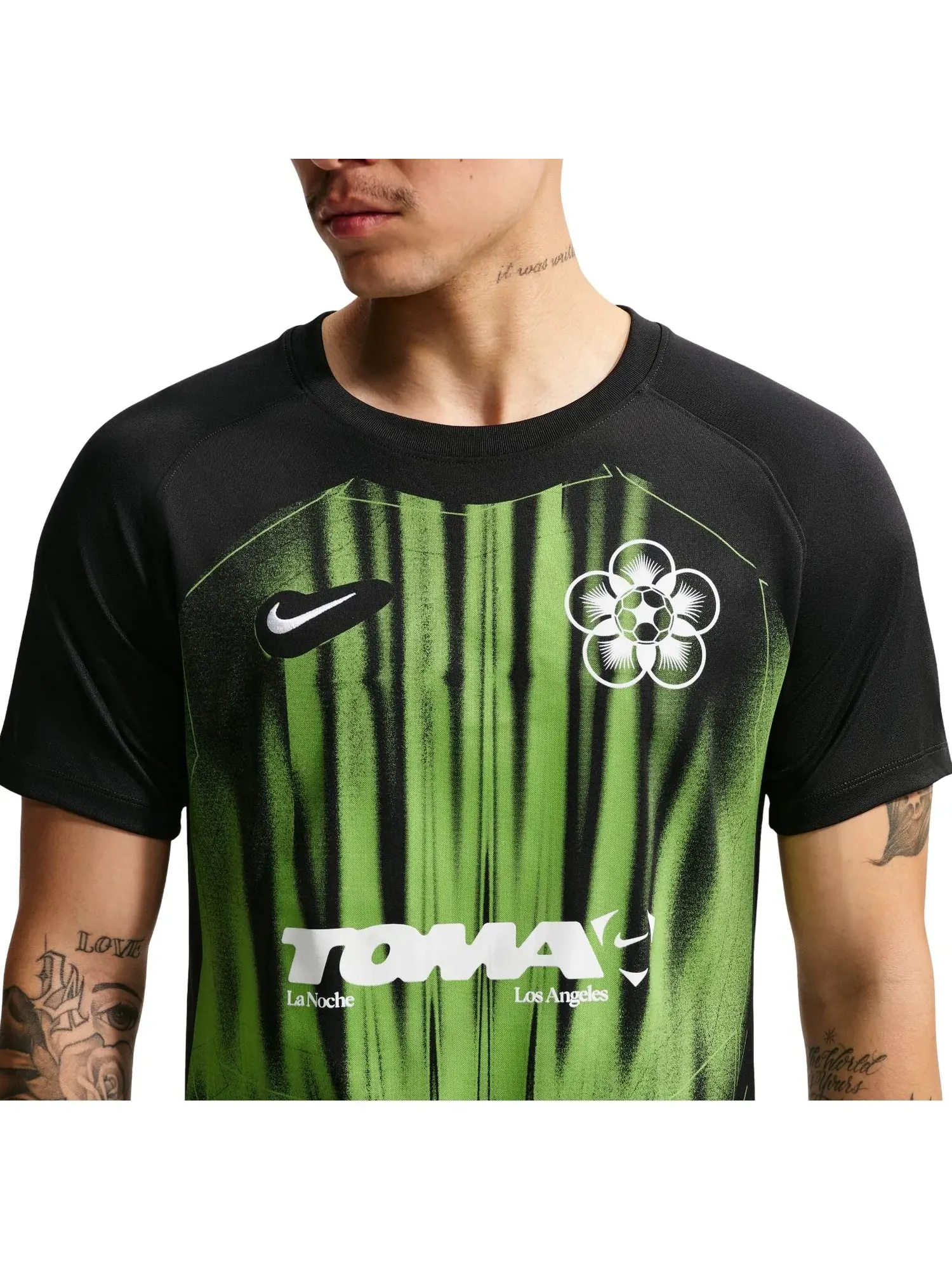 Мужская футболка Nike x TOMA x Compton Football Club Dri-FIT с принтом — изображение 2 из 5, черный