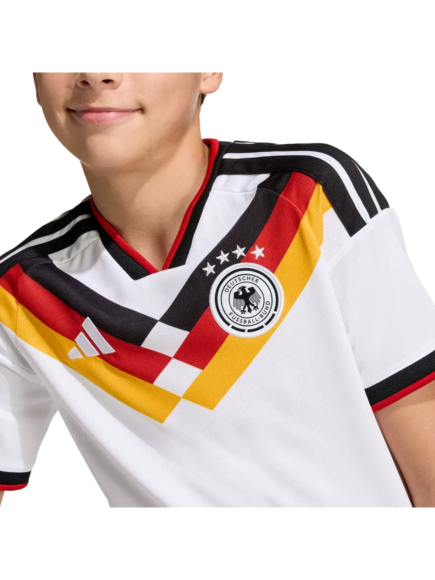 Детская футболка Adidas Germany 26 Home Jersey — изображение 4 из 4, белый