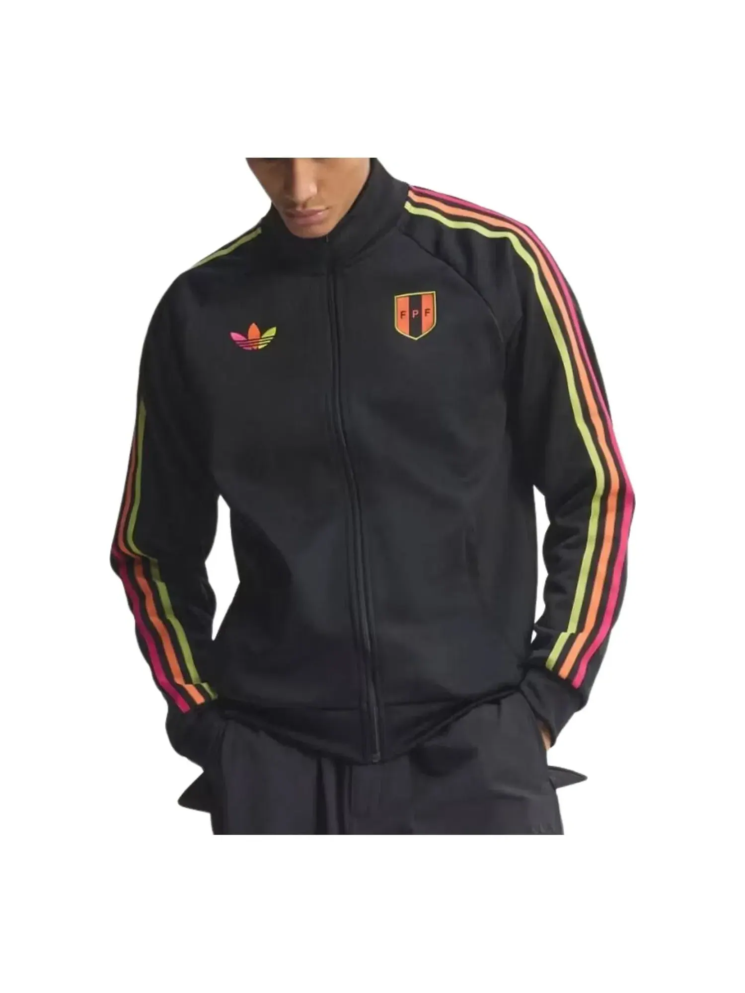 Спортивная куртка Adidas Peru 2026 — изображение 1 из 2, черный