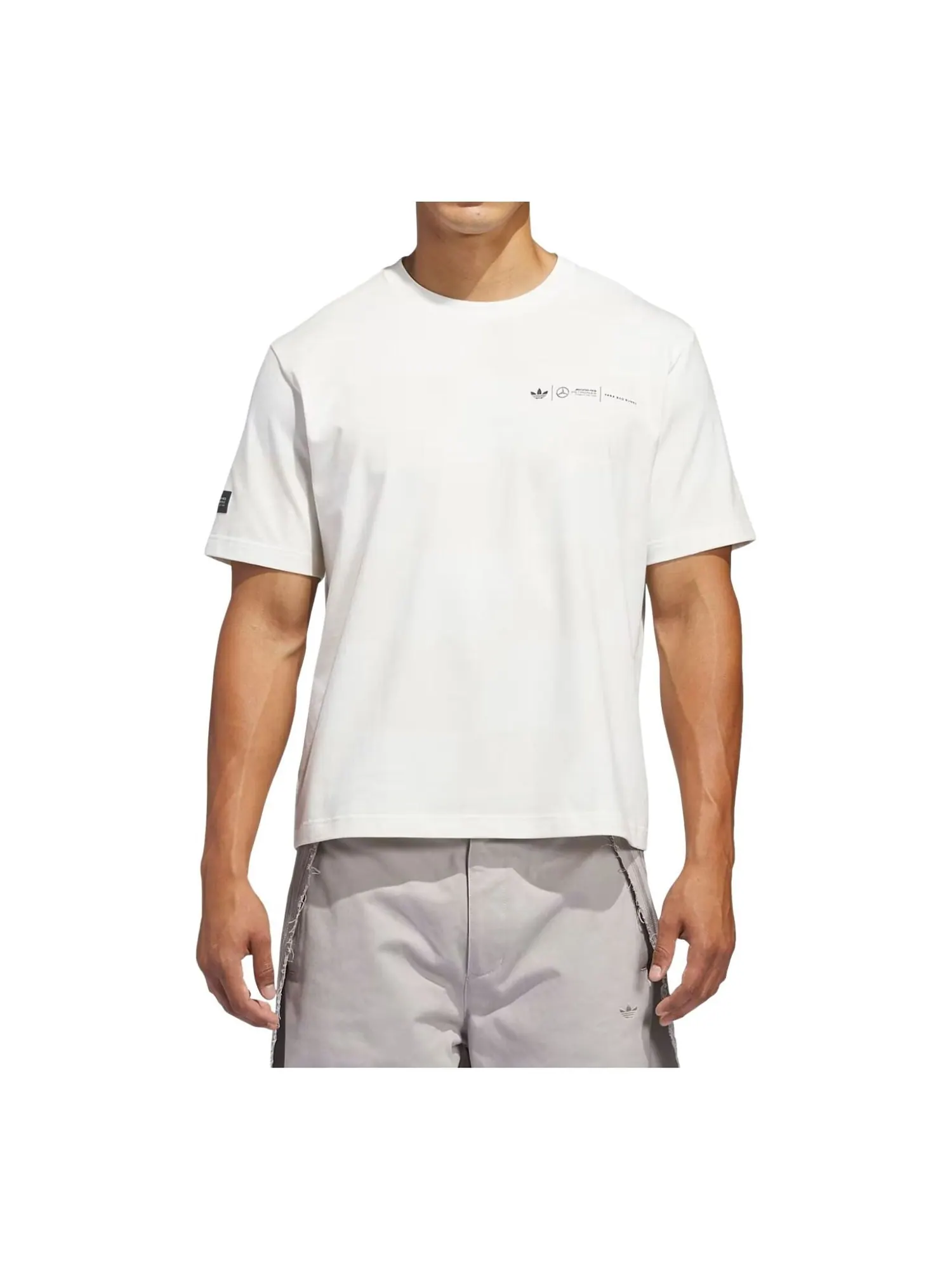 Футболка Adidas x Bad Bunny x Mercedes AMG Petronas Racing Logo Relaxed T-Shirt 'White' — изображение 3 из 4, белый/белый