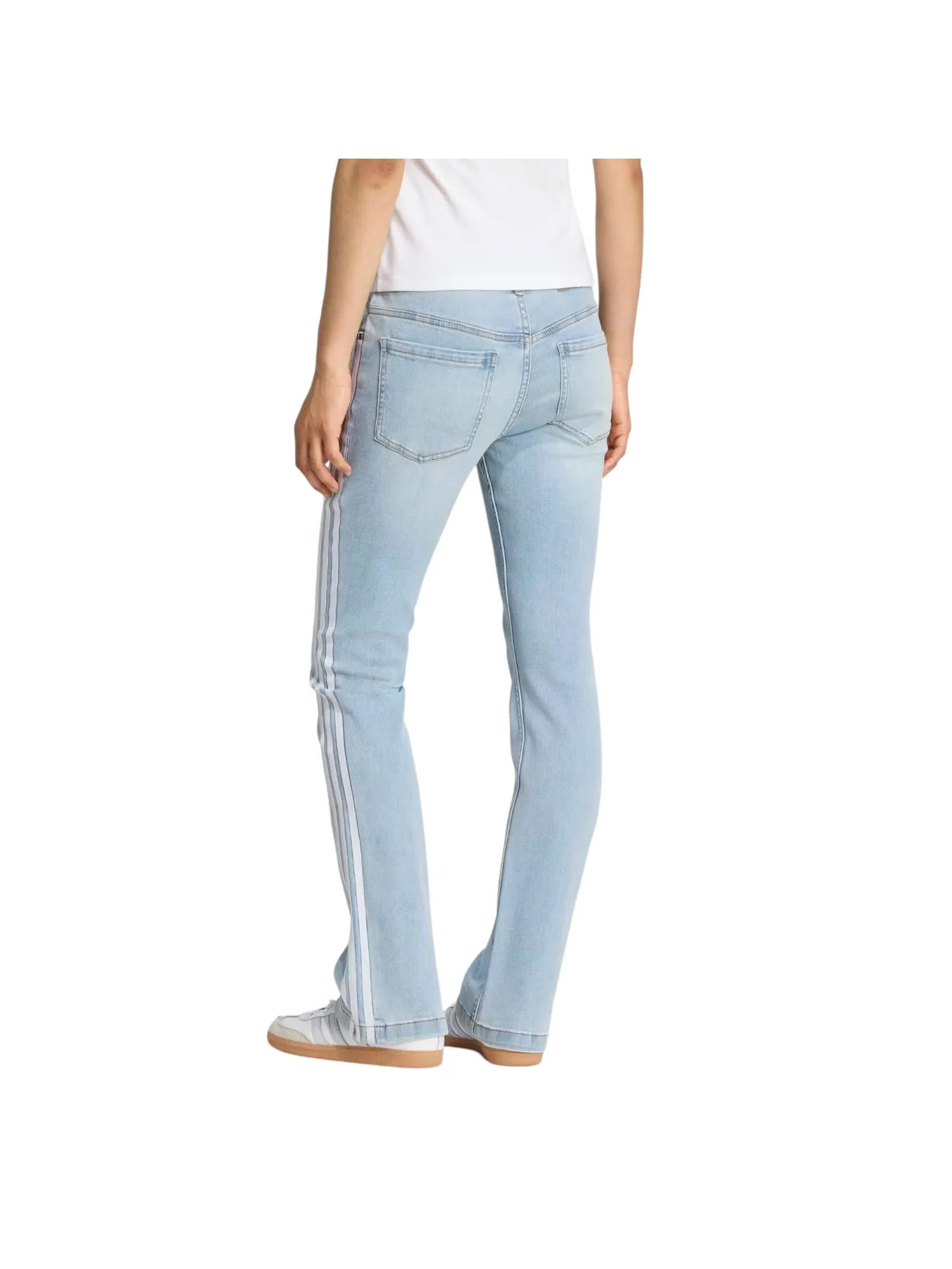 (WMNS) Джинсовые брюки Adidas Adirenium Season 4 Team Geist Slim LR 'Light Blue' — изображение 3 из 5, светлый синий
