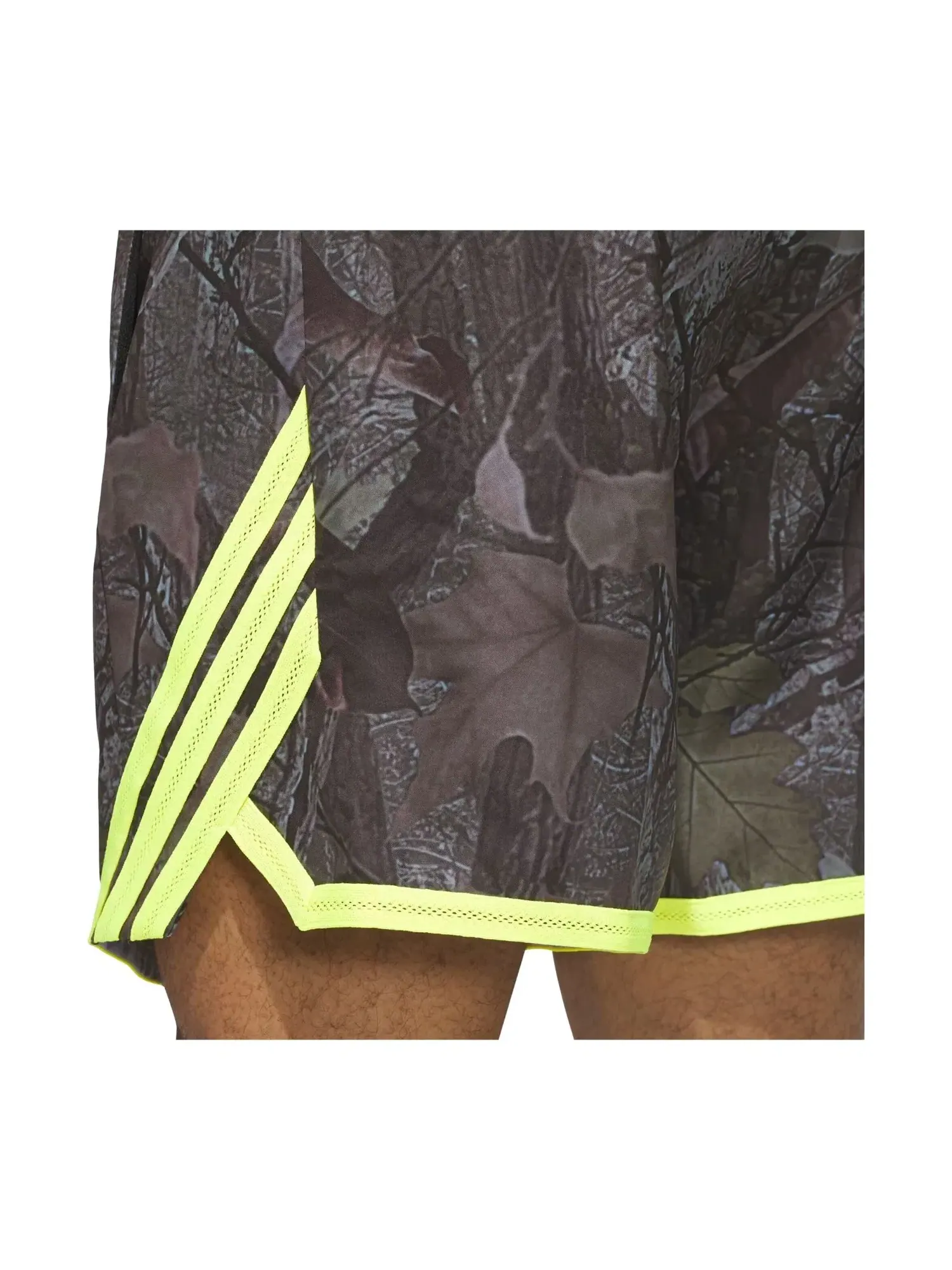 Мужские шорты с принтом Crazy Lite Camo AOP Adidas — изображение 3 из 5, черный