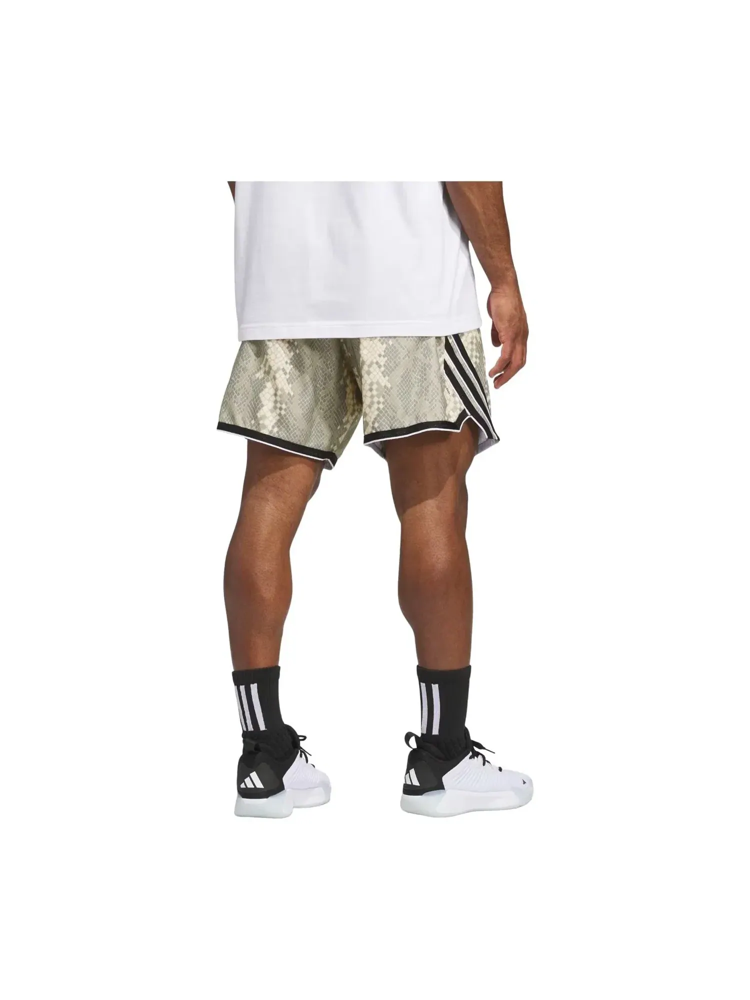 Мужские шорты с принтом Animal Print Модель Wonder Beige Adidas — изображение 5 из 5, белый