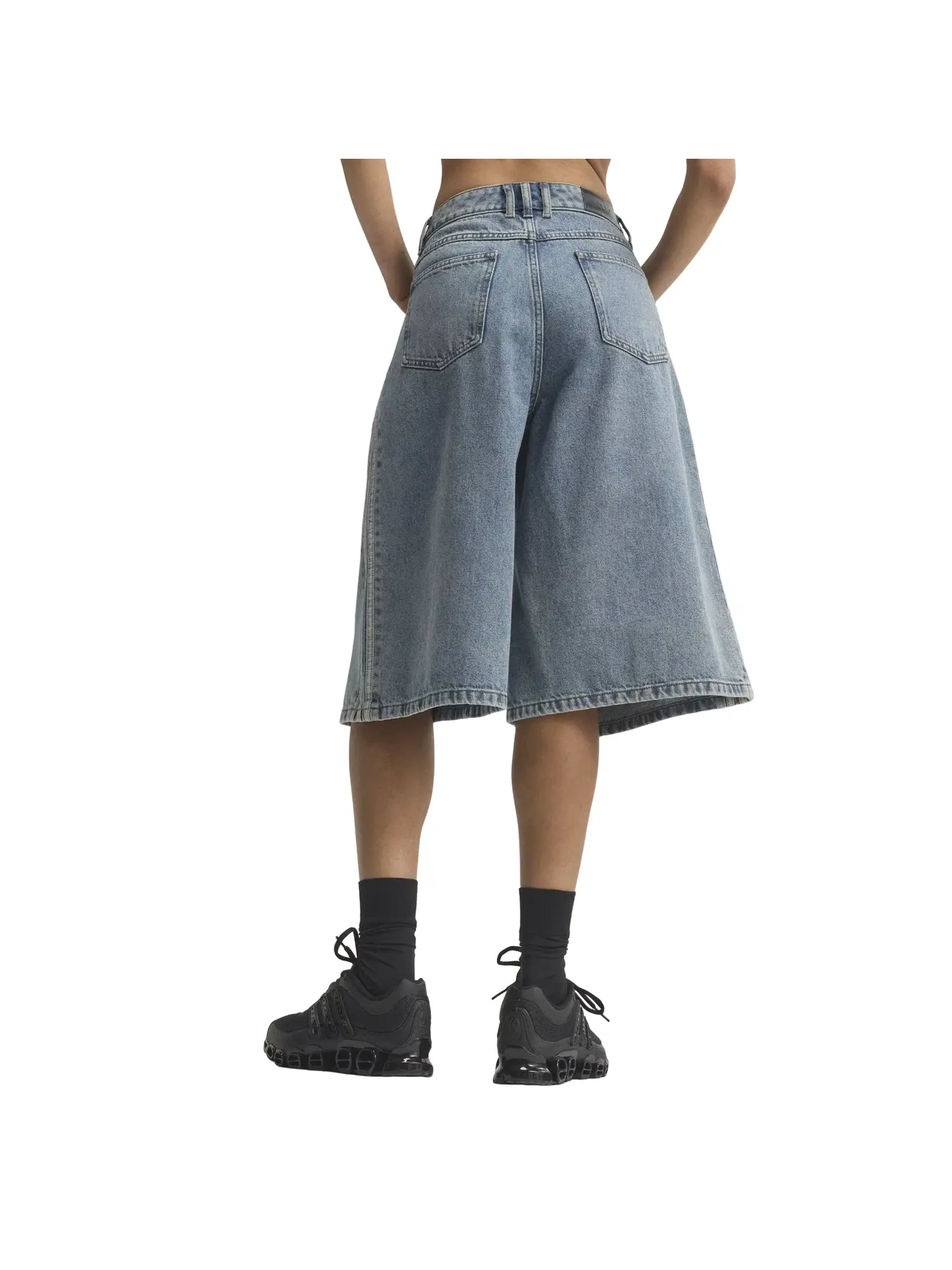 Женские джинсовые шорты с завышенной талией Worn Blue Denim Adidas — изображение 3 из 4, синий