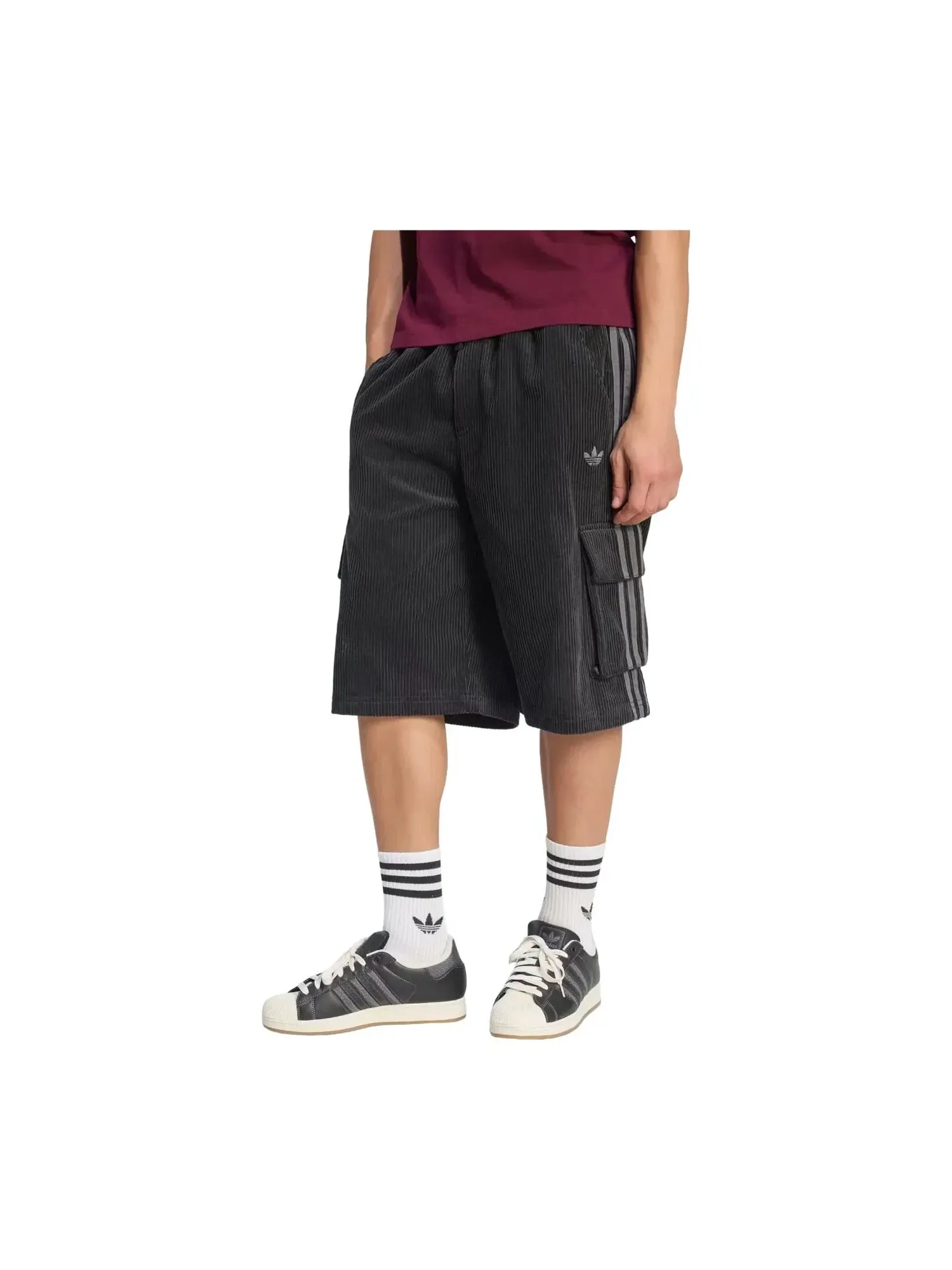 Мужские шорты карго с принтом Adidas Adicolor Cargo Shorts — изображение 2 из 3, черный
