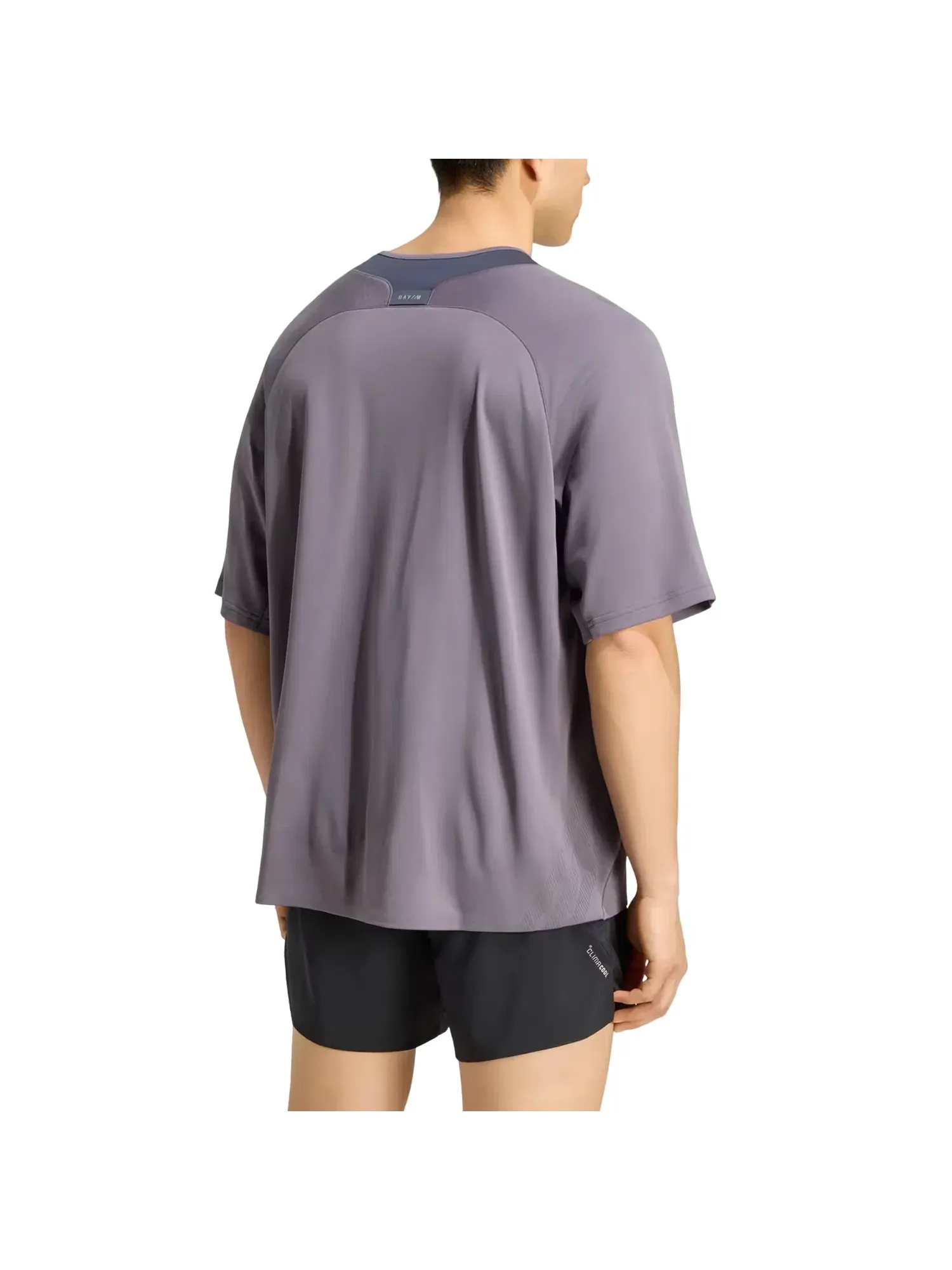 Мужская футболка Adidas DAY//Ø T-Shirt Grey Strata — изображение 4 из 4, серый