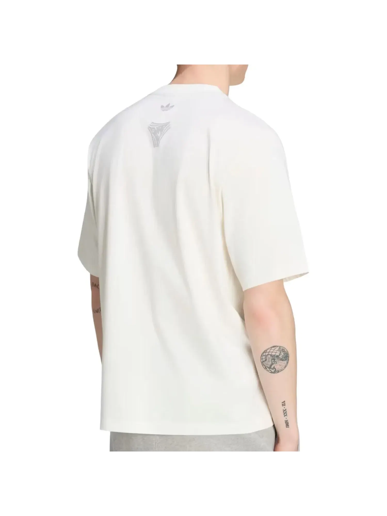 Футболка Adidas Adilenium Season 5 Questra Graphic T-Shirt 'White' KX4842 — изображение 2 из 2, белый