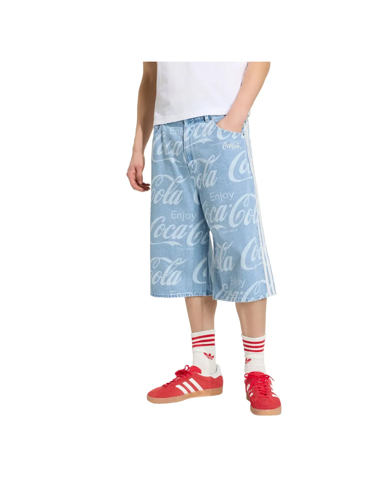 Мужские джинсовые шорты с принтом Adidas x Coca-Cola Classic Sport Denim Short 'Indigo Denim' — изображение 2 из 3, синий