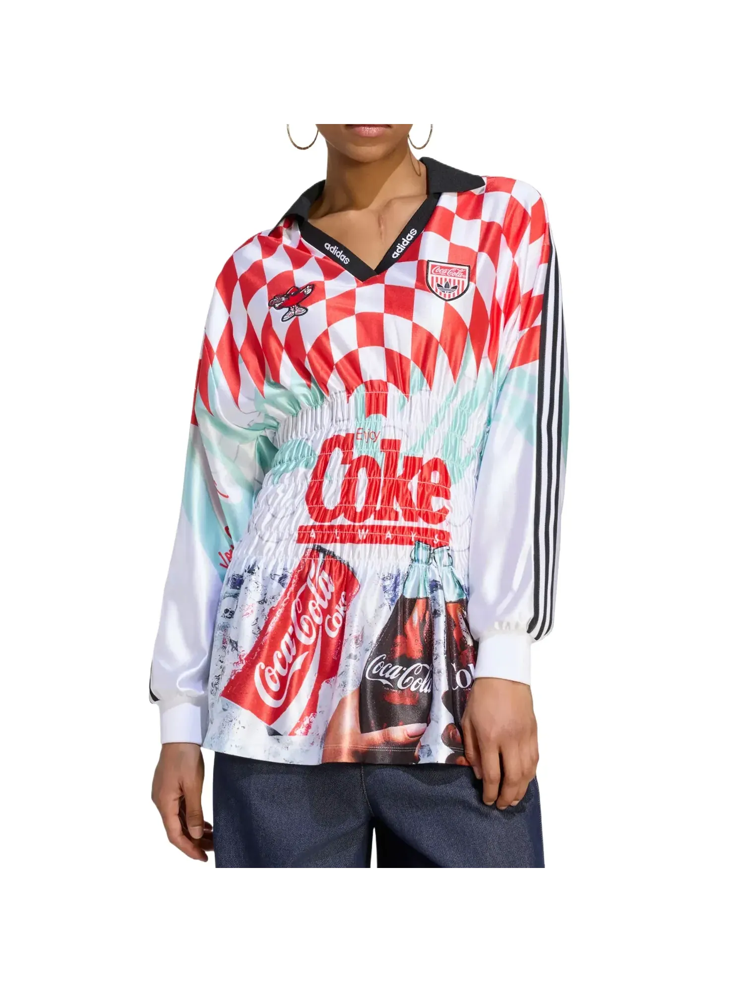 Женская футболка с принтом Adidas x Coca-Cola Mash Up Smocked Jersey — изображение 2 из 3, белый
