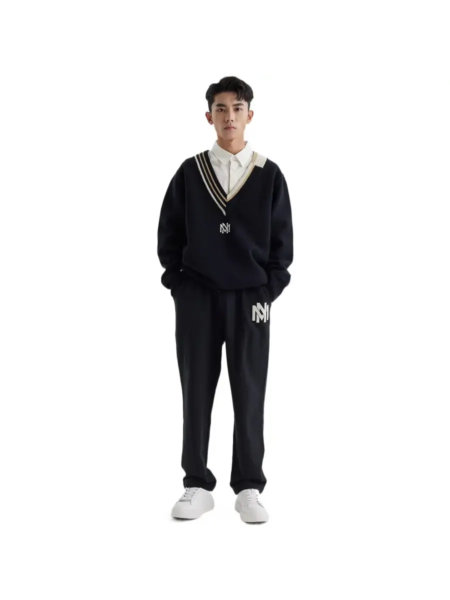 Свитер Mitchell & Ness Branded Contrasting V-Neck Sweater 'Black' — изображение 4 из 6, черный