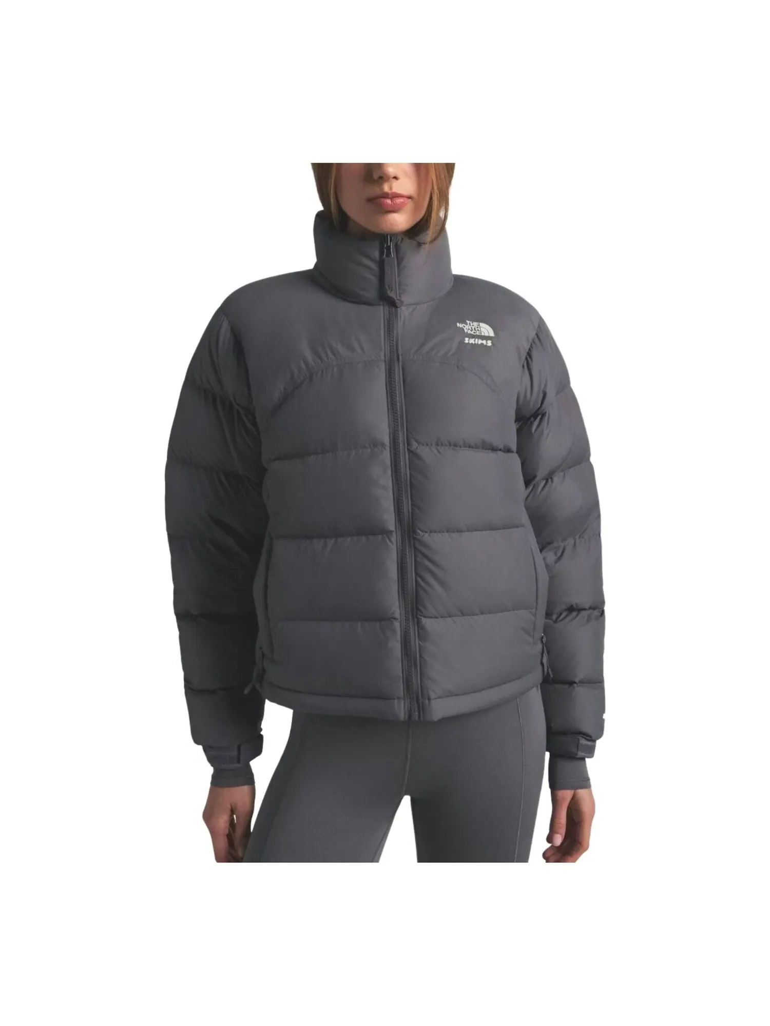 Куртка The North Face x SKIMS FW25 2000 Retro Nuptse Jacket 'Gunmetal' — изображение 2 из 3, серый