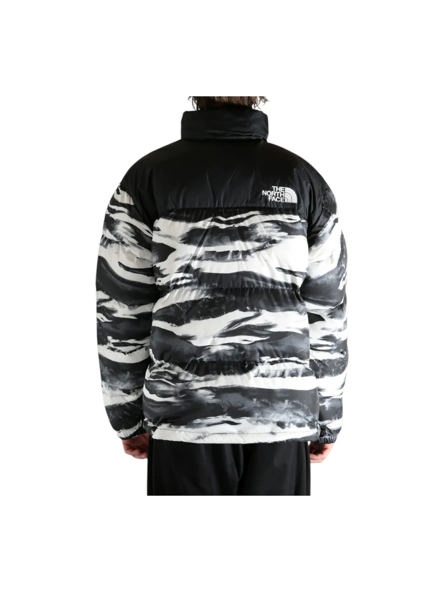 Куртка The North Face 1996 Retro Nuptse Jacket 'TNF Black Edge Of Light Print TNF Black' — изображение 4 из 4