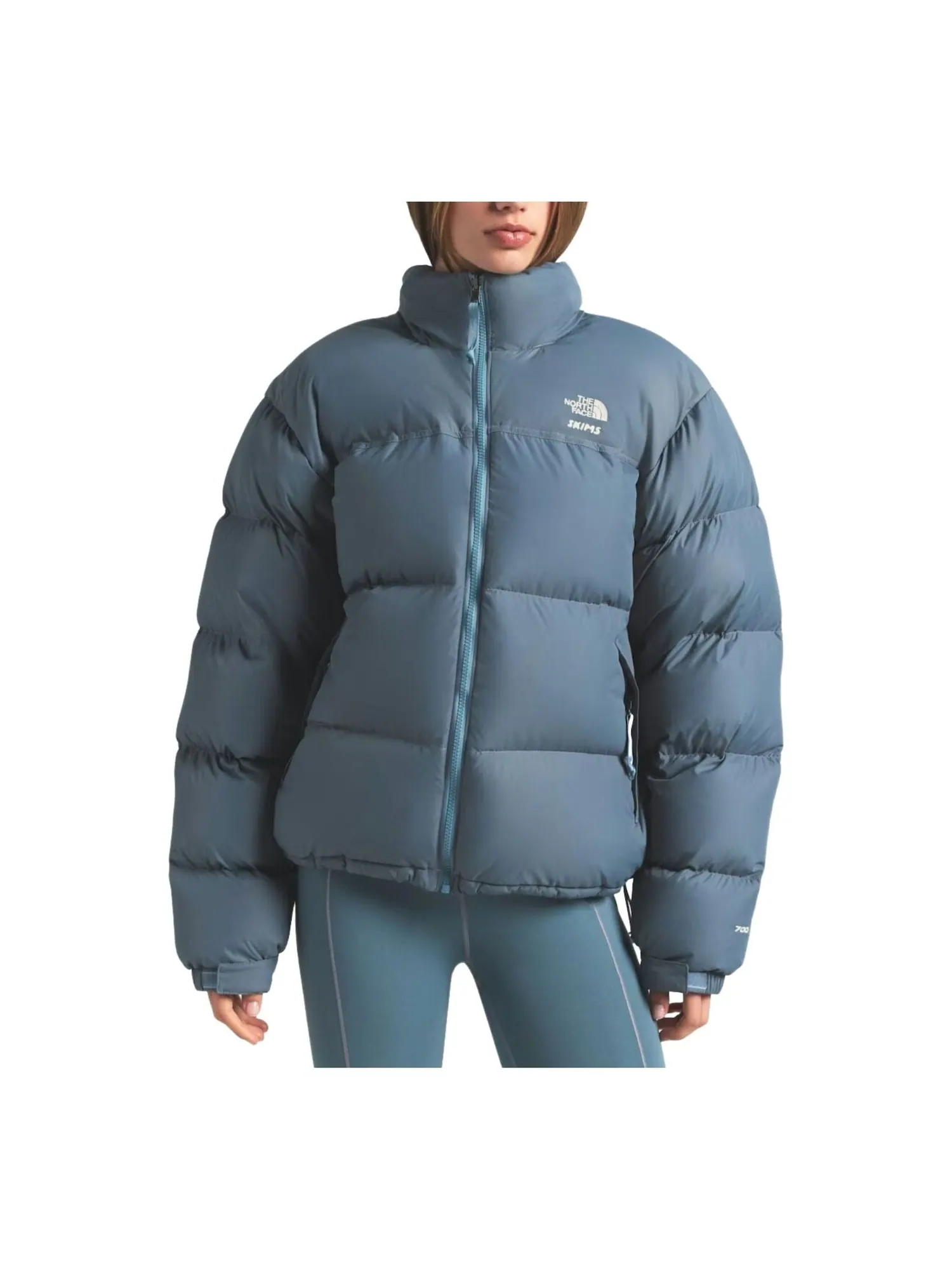 Куртка The North Face x SKIMS FW25 1996 Retro Nuptse Jacket 'Kyanite' — изображение 2 из 3, кианита