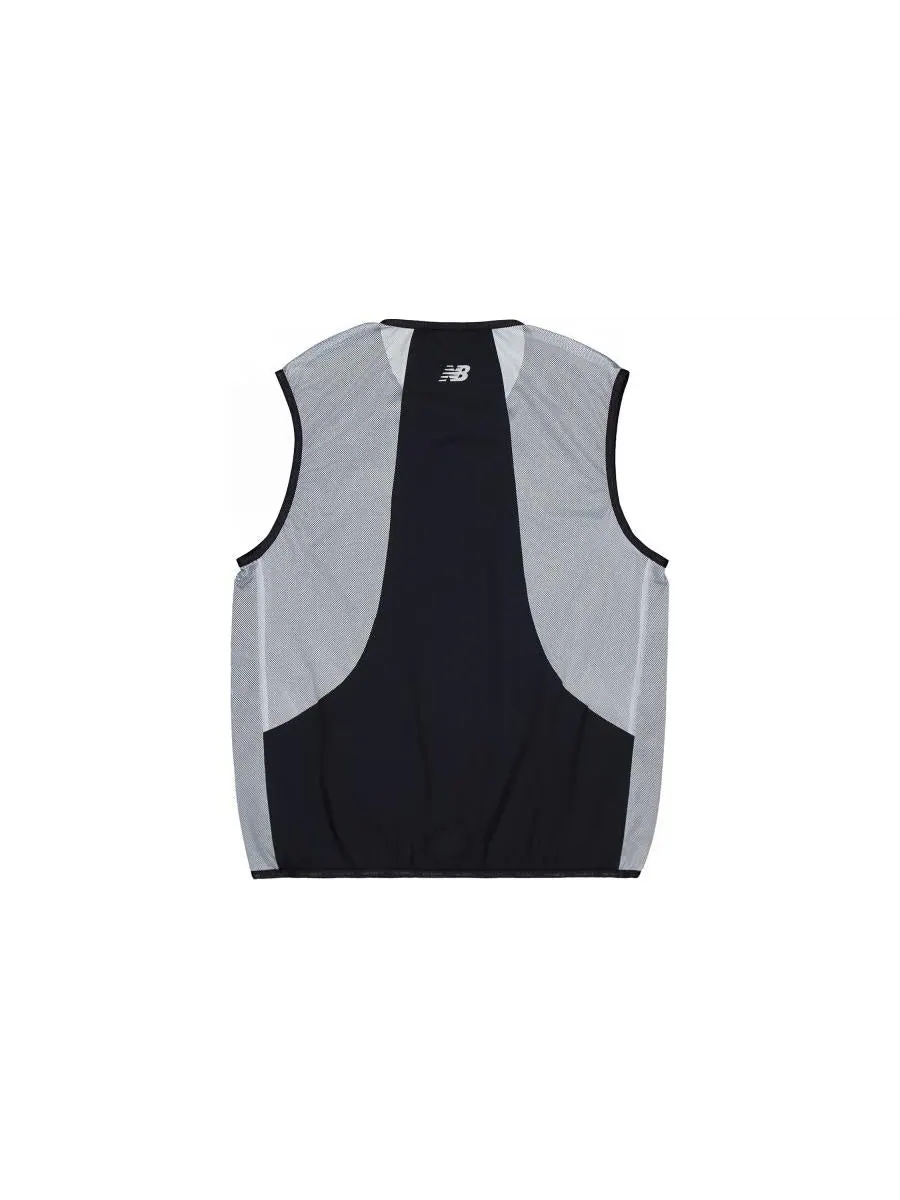 Жилет New Balance Vest With Mesh Pocket 'Black' — изображение 2 из 6, черный