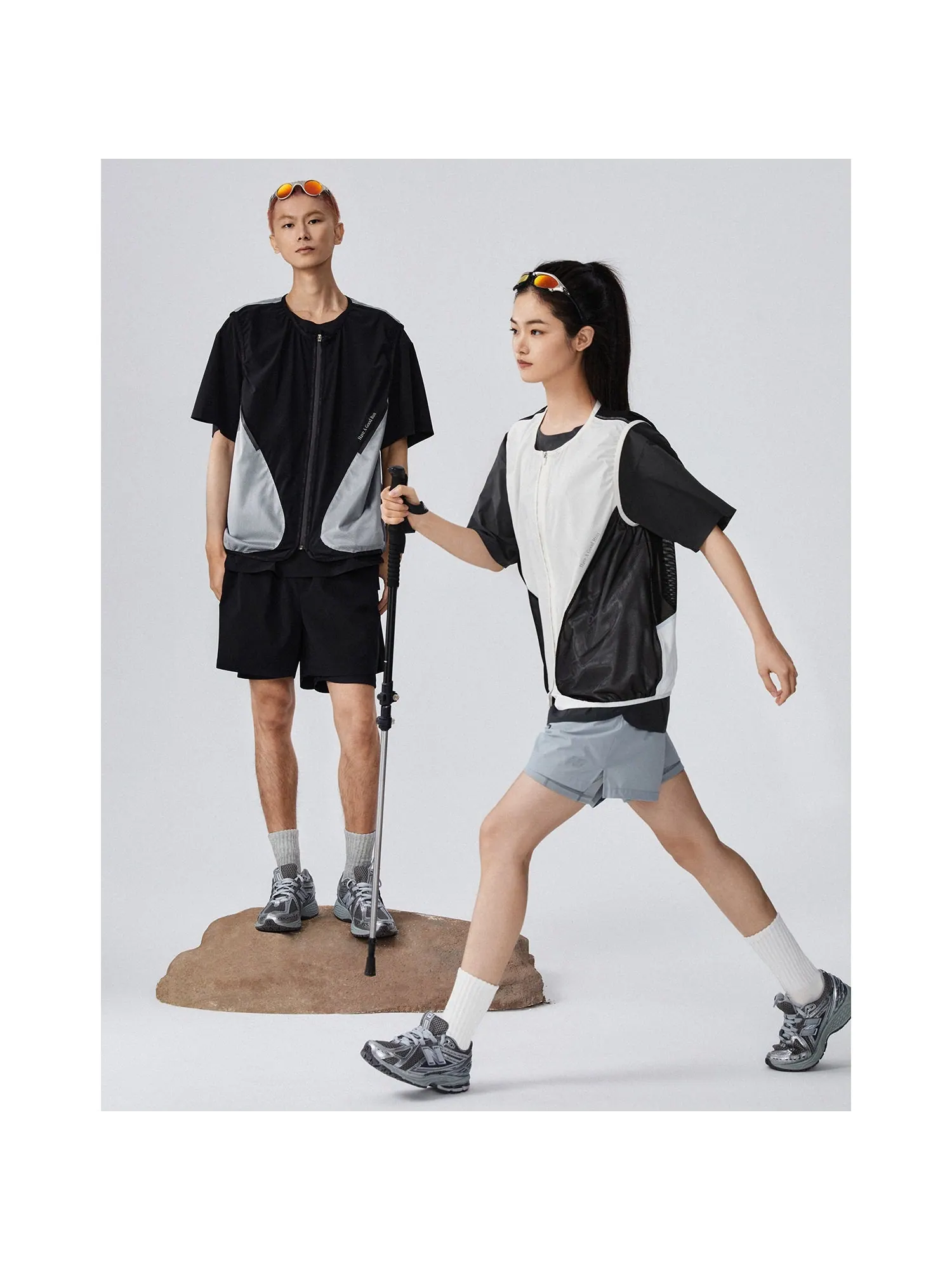 Жилет New Balance Vest With Mesh Pocket 'Black' — изображение 6 из 6, черный