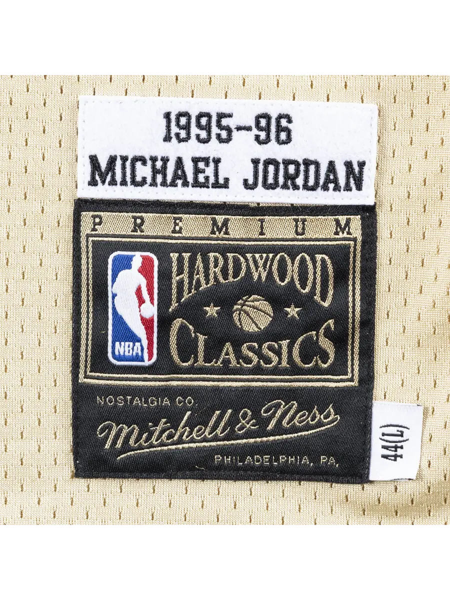 Джерси Mitchell & Ness NBA Chicago Bulls 1995/96 Premium Gold Jersey 'Michael Jordan 23' — изображение 3 из 3, золото