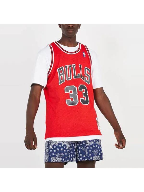 Майка Mitchell & Ness NBA SW 97-98 33 — изображение 3 из 4, красный