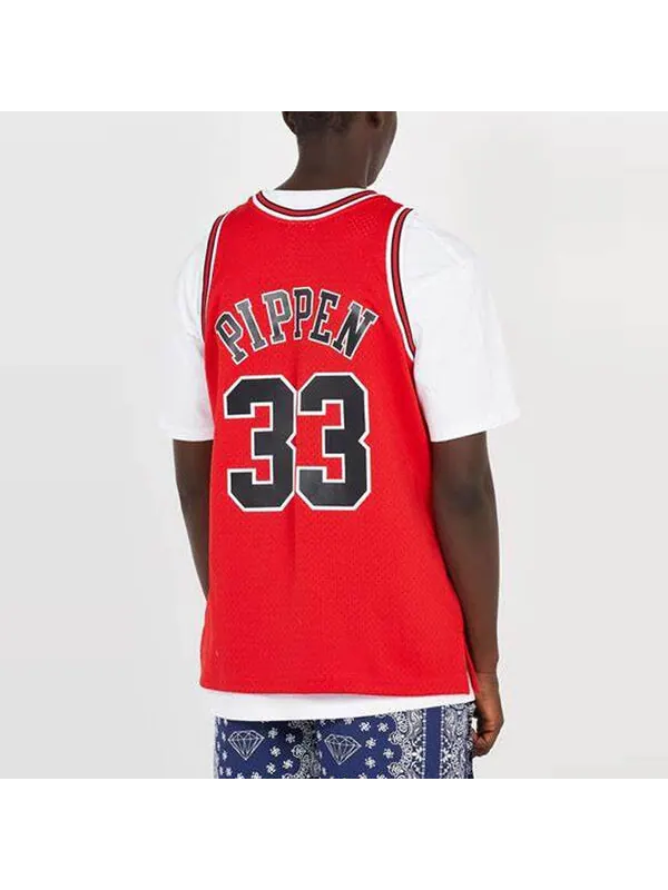 Майка Mitchell & Ness NBA SW 97-98 33 — изображение 4 из 4, красный