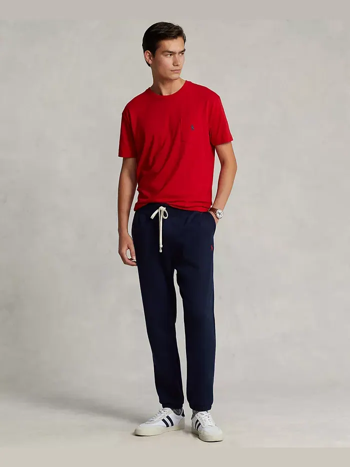 Мужская классическая футболка с карманом и круглым вырезом Polo Ralph Lauren — изображение 2 из 5, красный